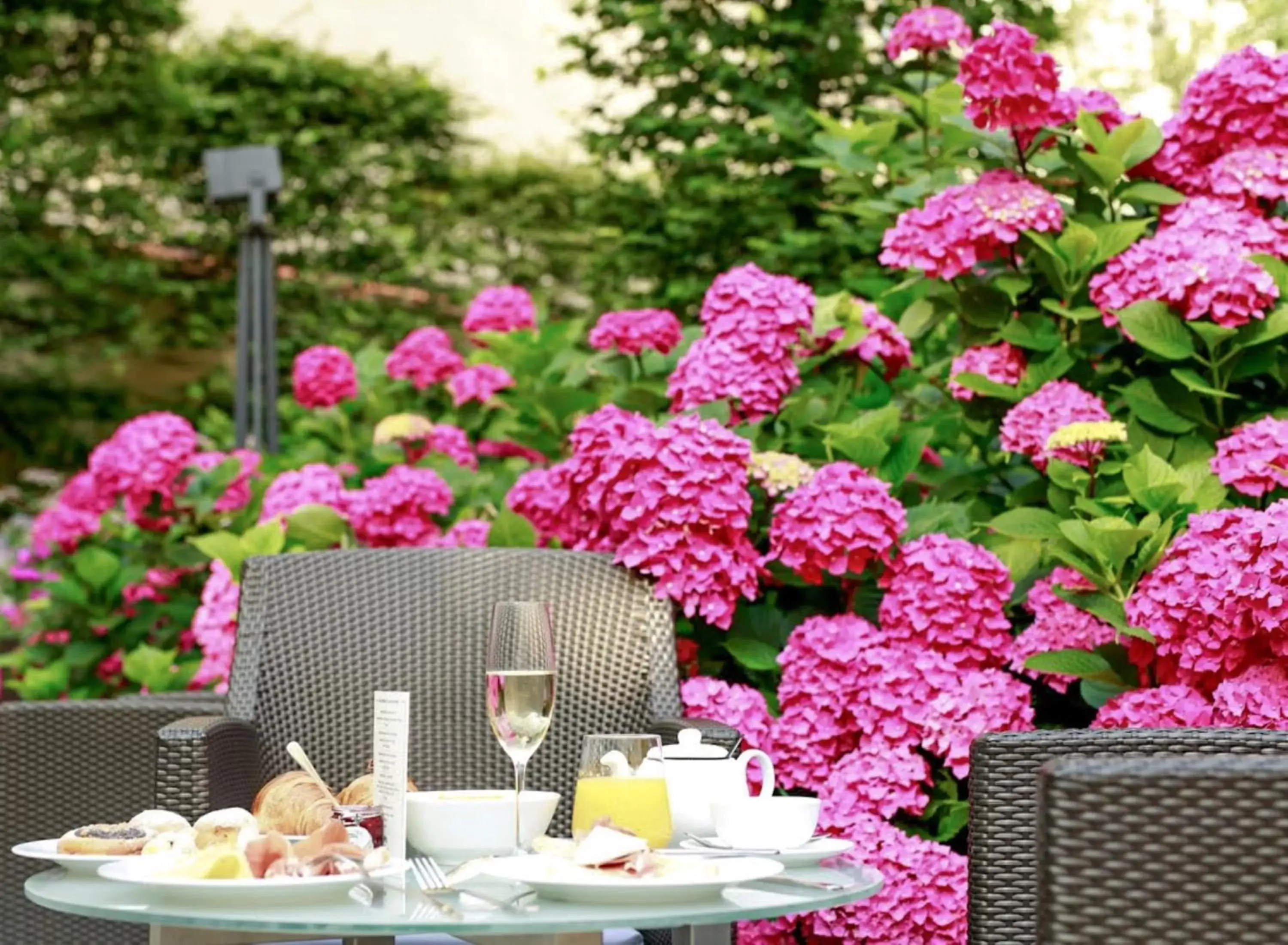 Patio, Restaurant/Places to Eat in The Grand Mark Prague - The Leading Hotels of the World