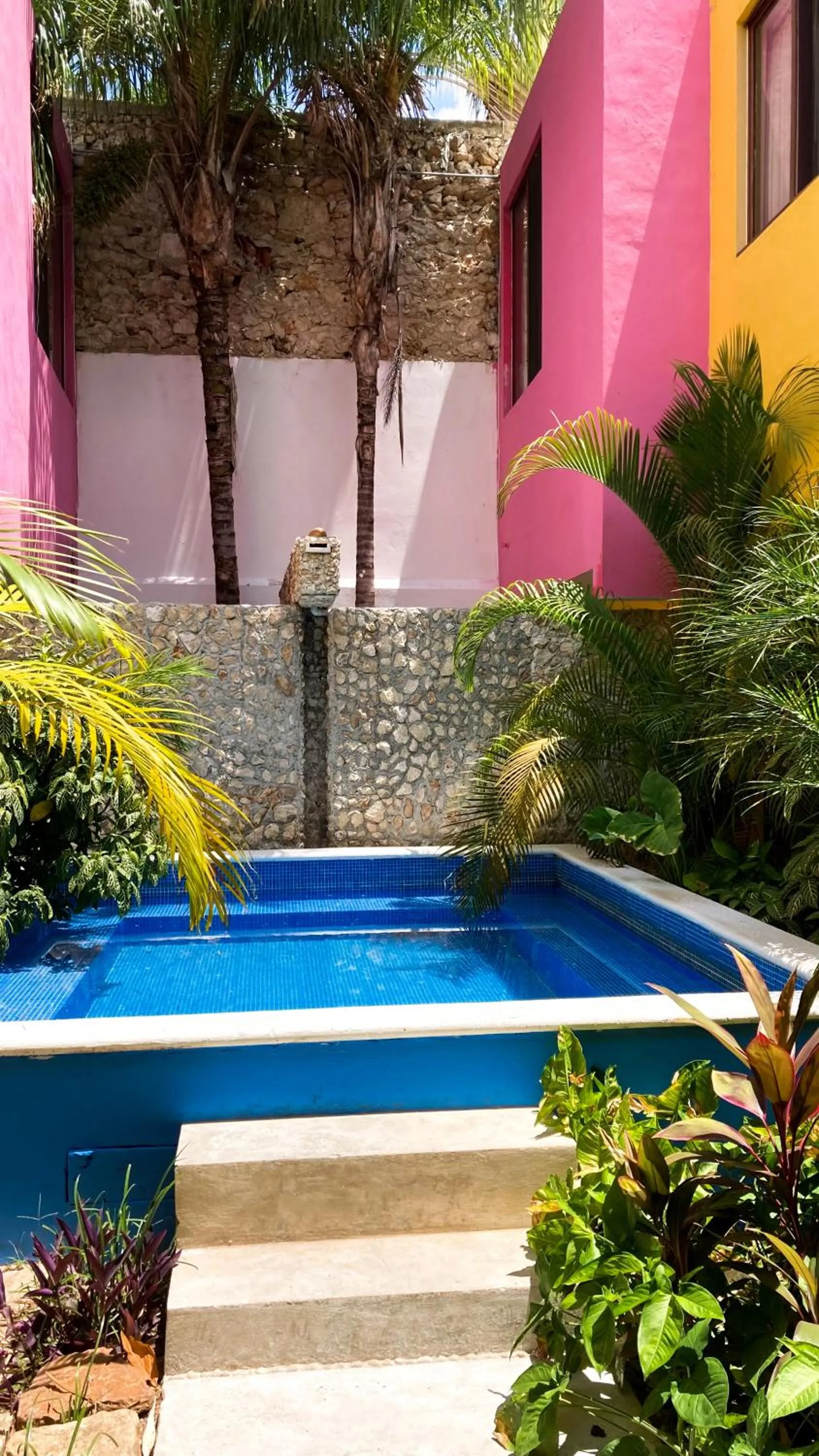 Swimming pool in Art 57 Hotel - Adults Only