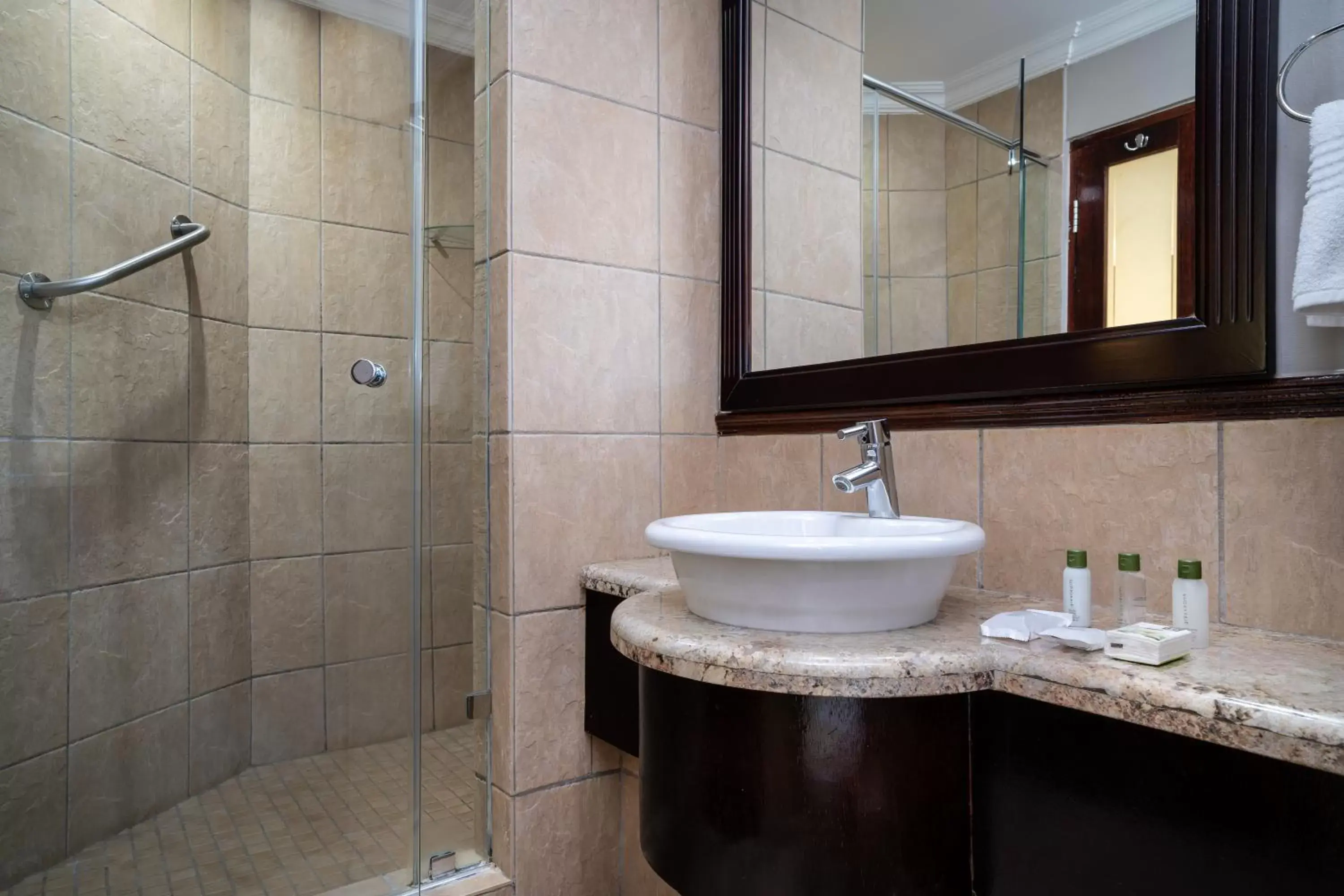 Bathroom in Premier Hotel Pretoria