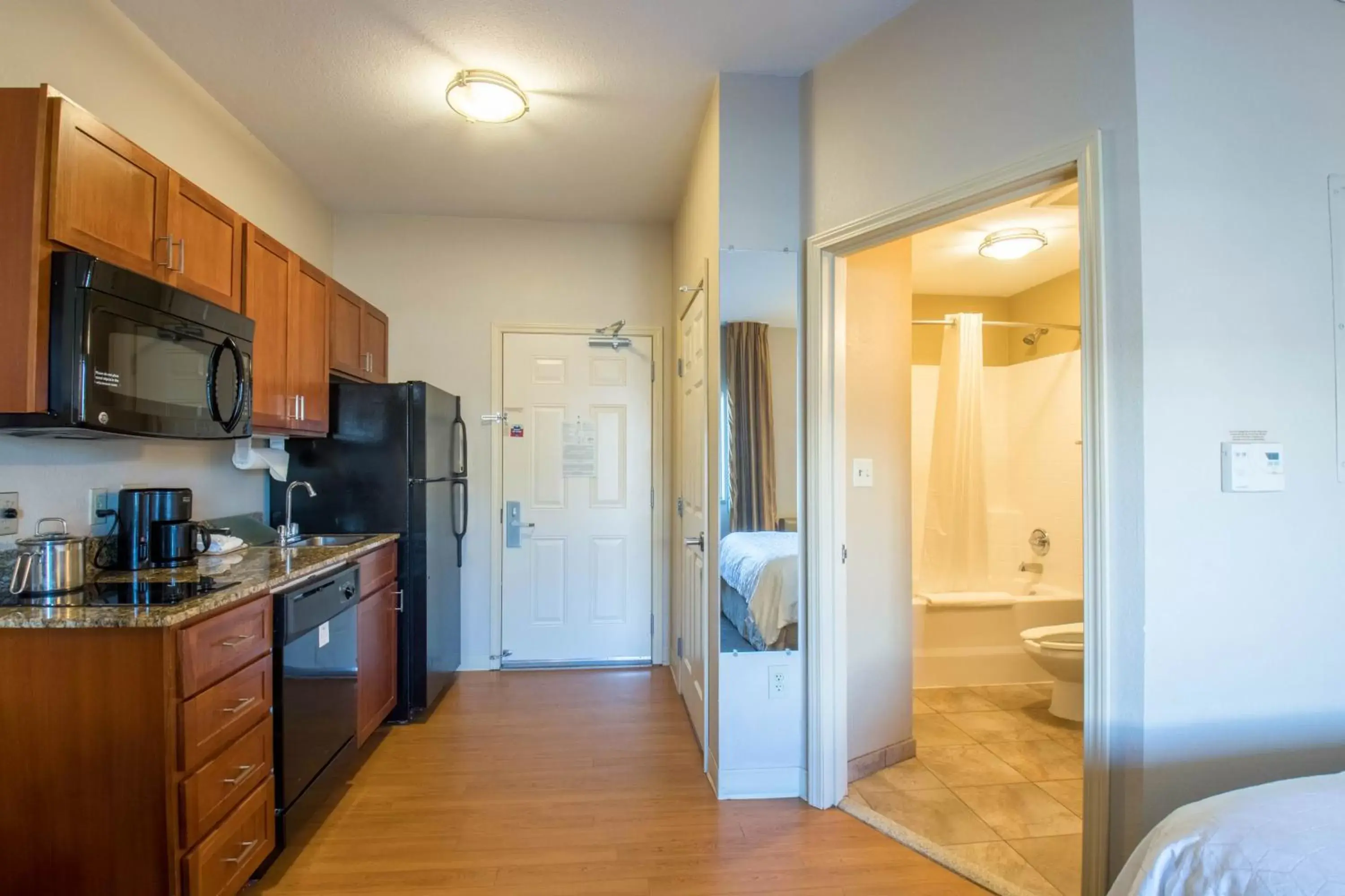 Kitchen/Kitchenette in Western Slope Suites Parachute