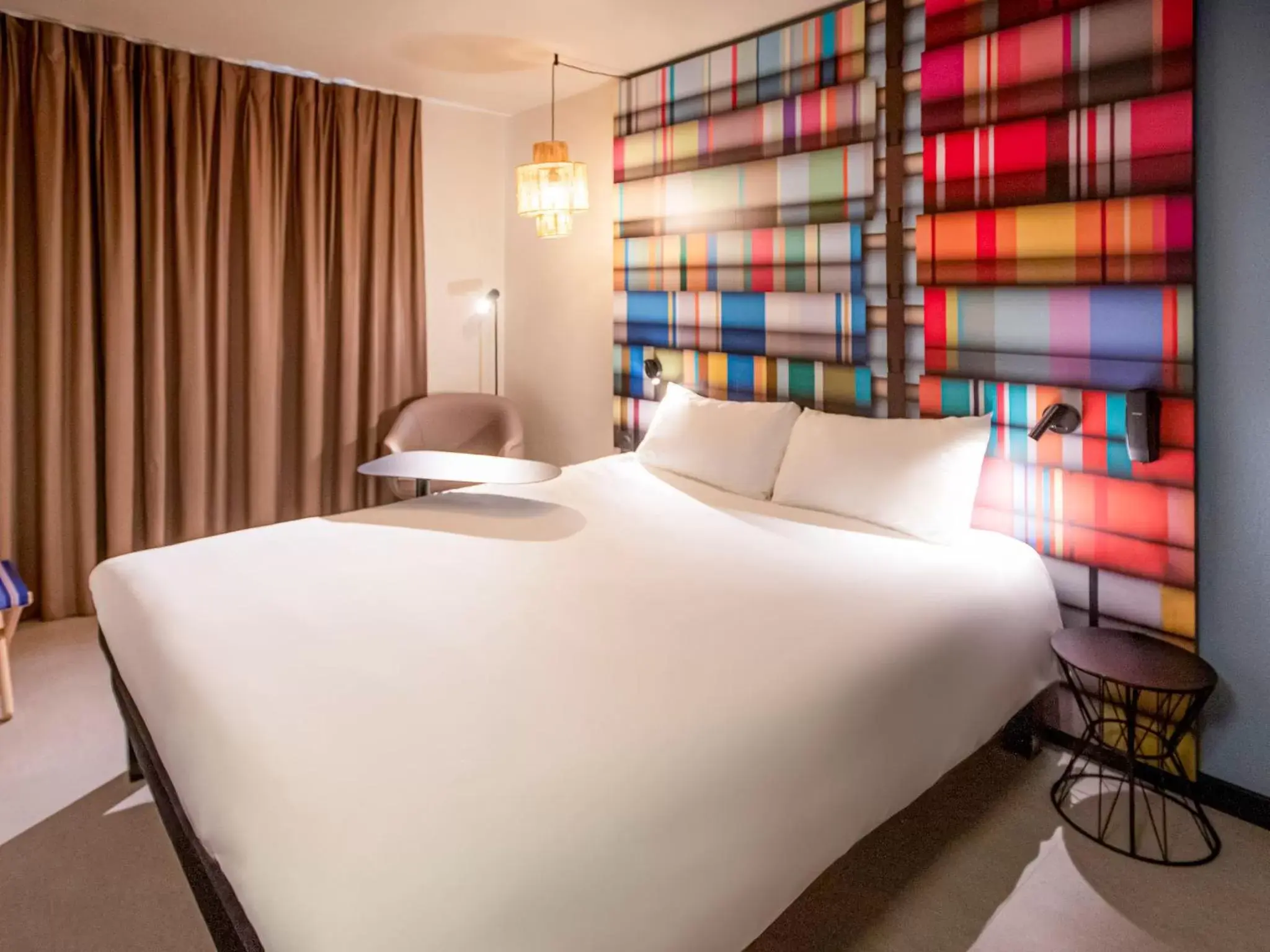 Bed in ibis Styles Perpignan Centre Gare Bed in ibis Styles Perpignan Centre Gare