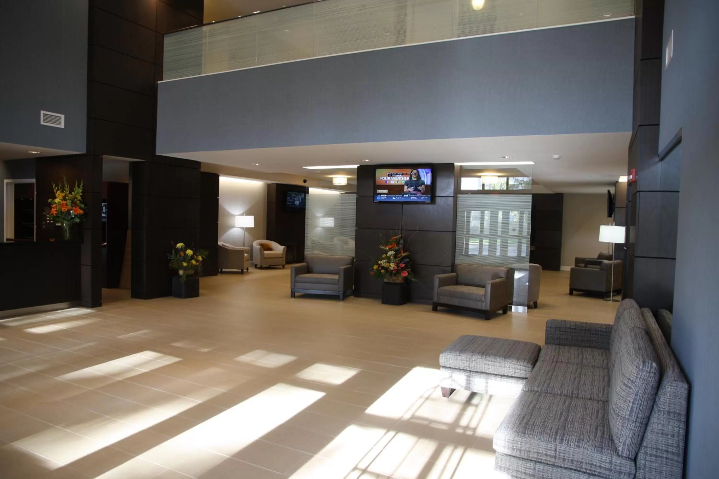 Lobby or reception in Wingate by Wyndham Niagara Falls