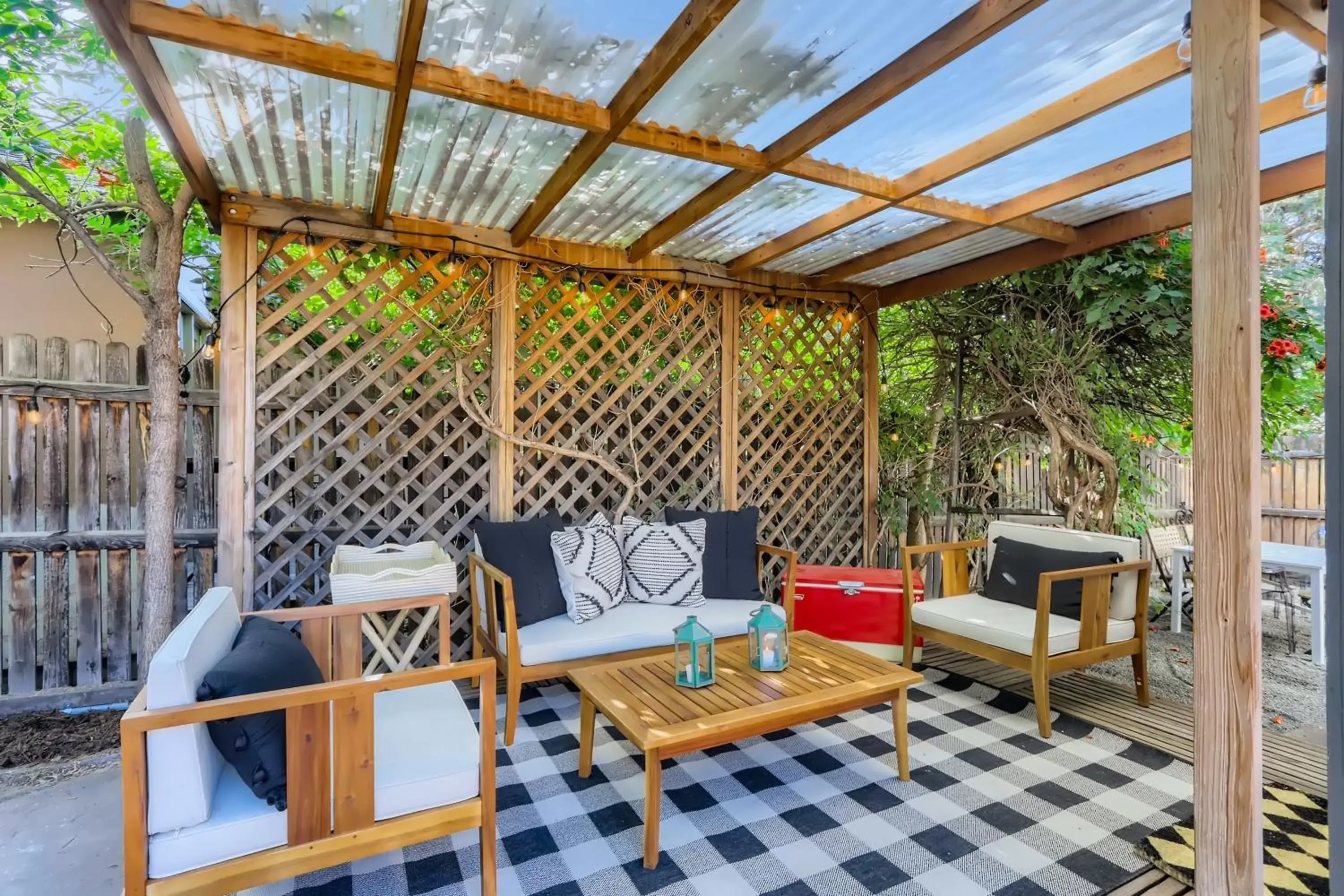 Patio in A-Lodge Lyons