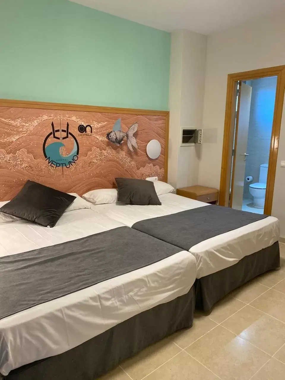 Bed in Hotel Neptuno by ON GROUP