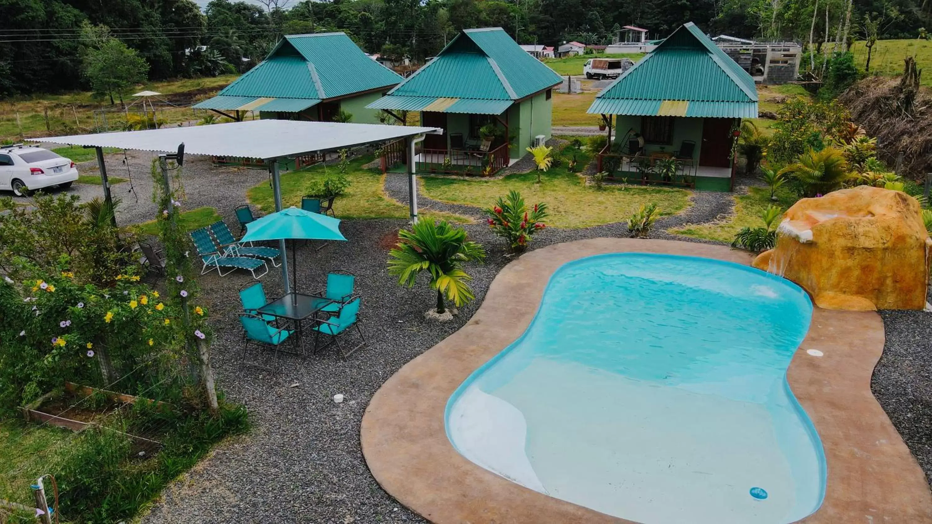 Mountain view, Pool View in Chongos Place