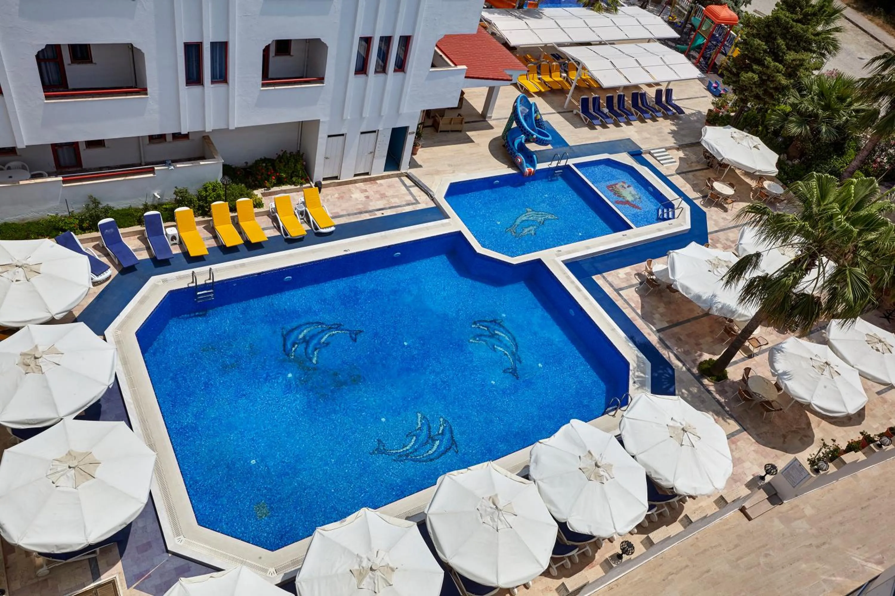 Swimming pool in Hotel Billurcu