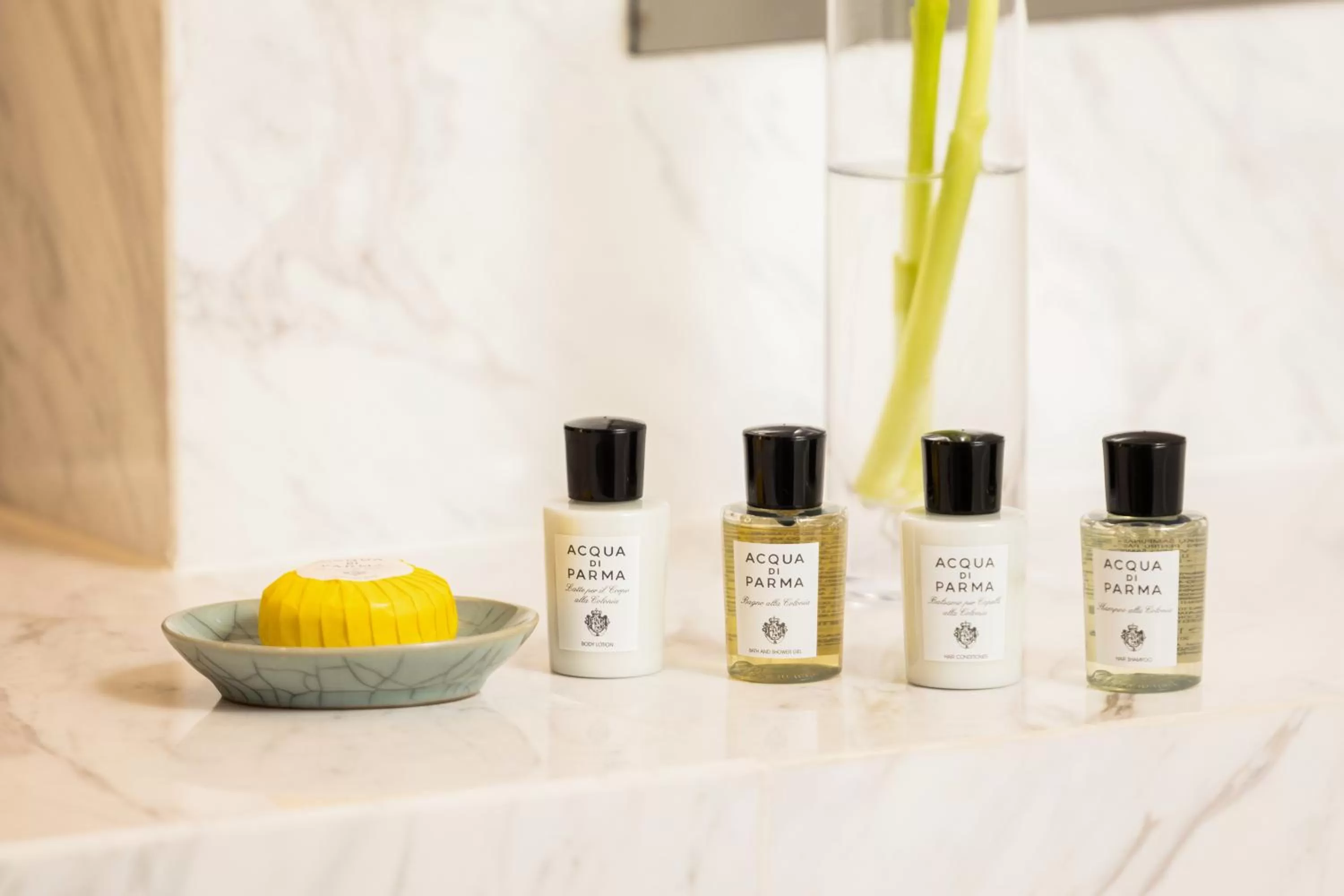 Bathroom in Midtown Shangri-La, Hangzhou