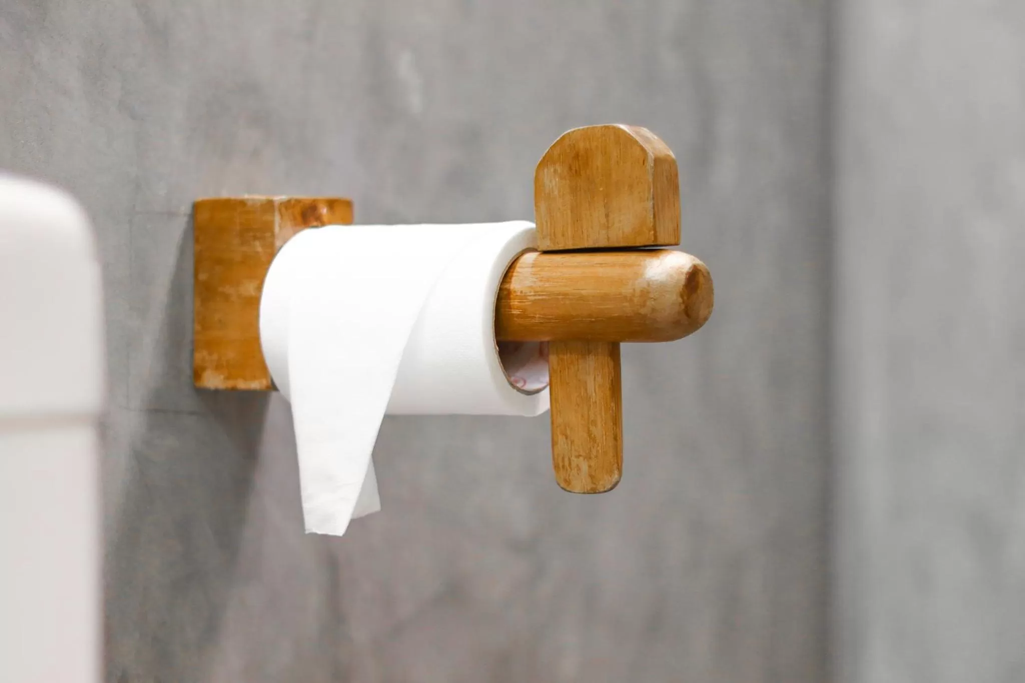 Toilet in The One Ella