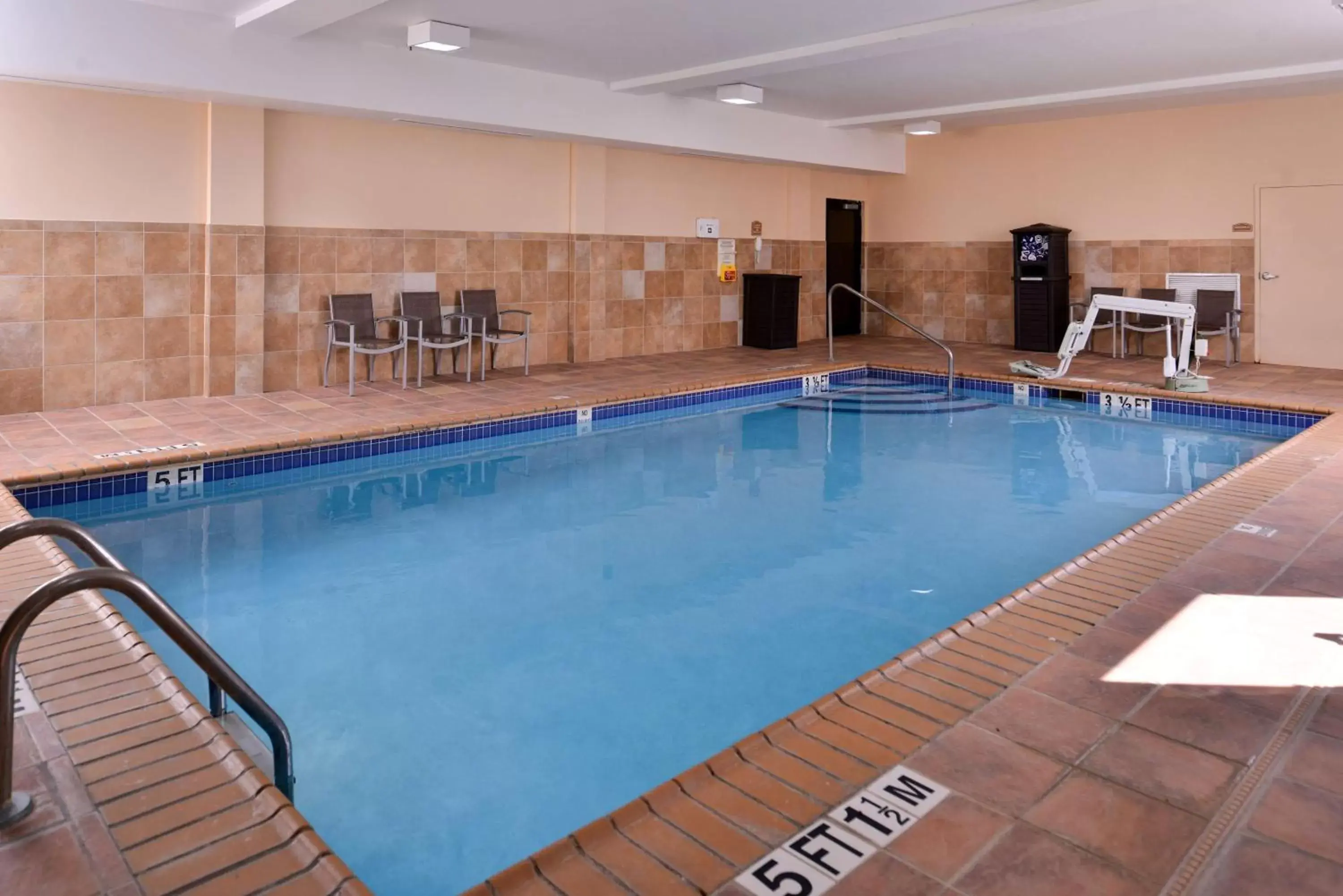 On site, Swimming Pool in Best Western Plus University Inn