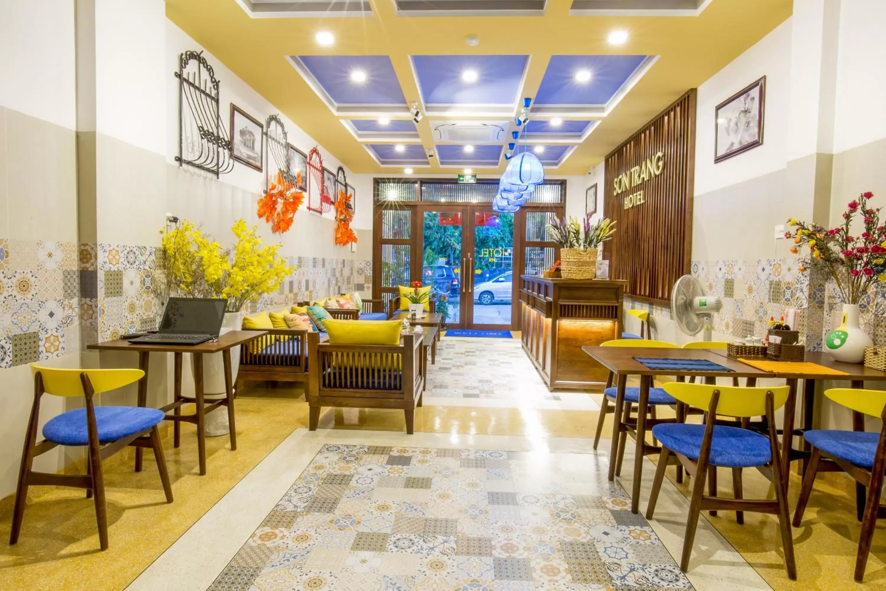 Lobby or reception, Restaurant/Places to Eat in Son Trang Hotel Hoi An