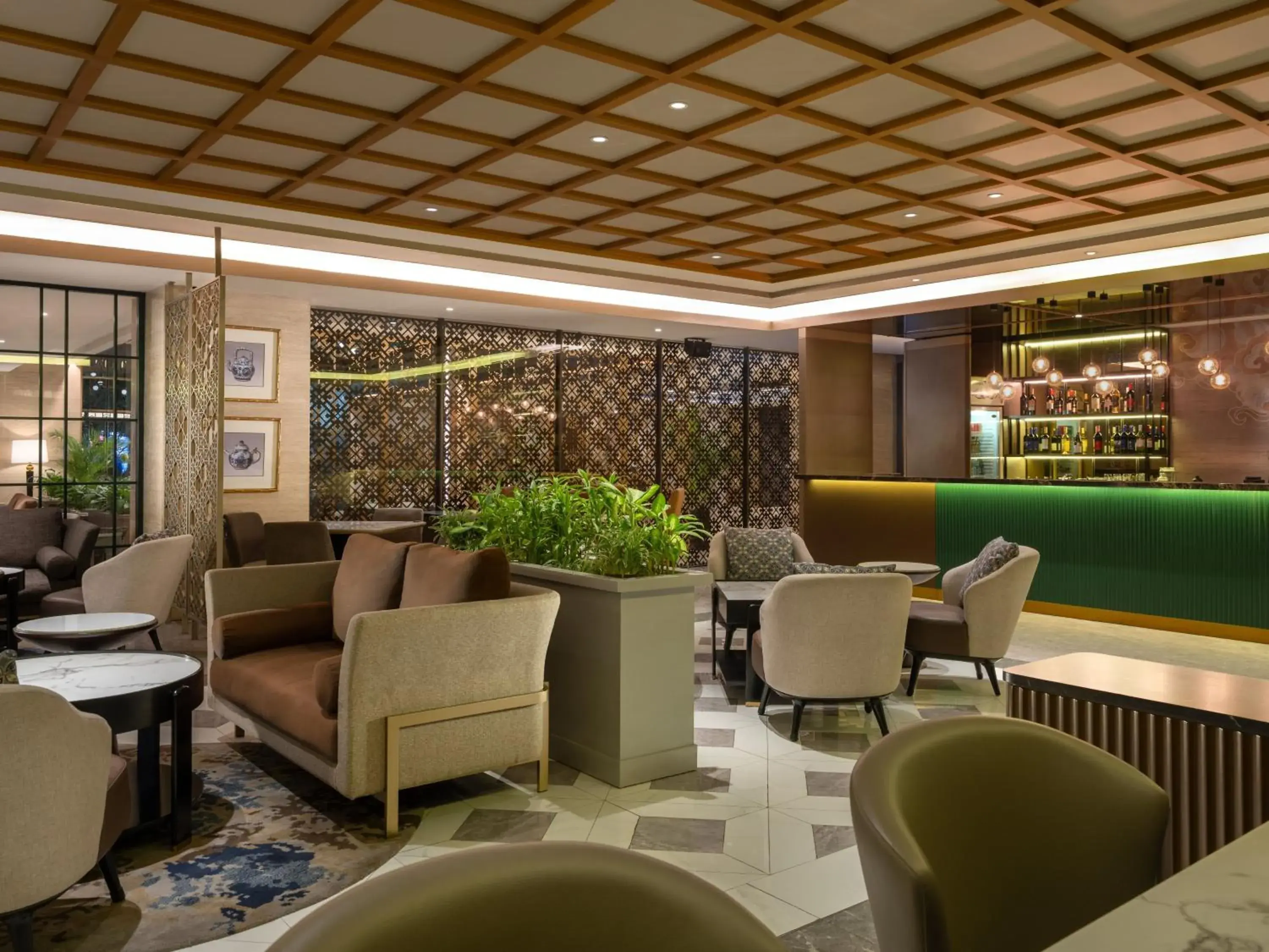 Lounge or bar, Lounge/Bar in Hotel Santika Premiere Gubeng