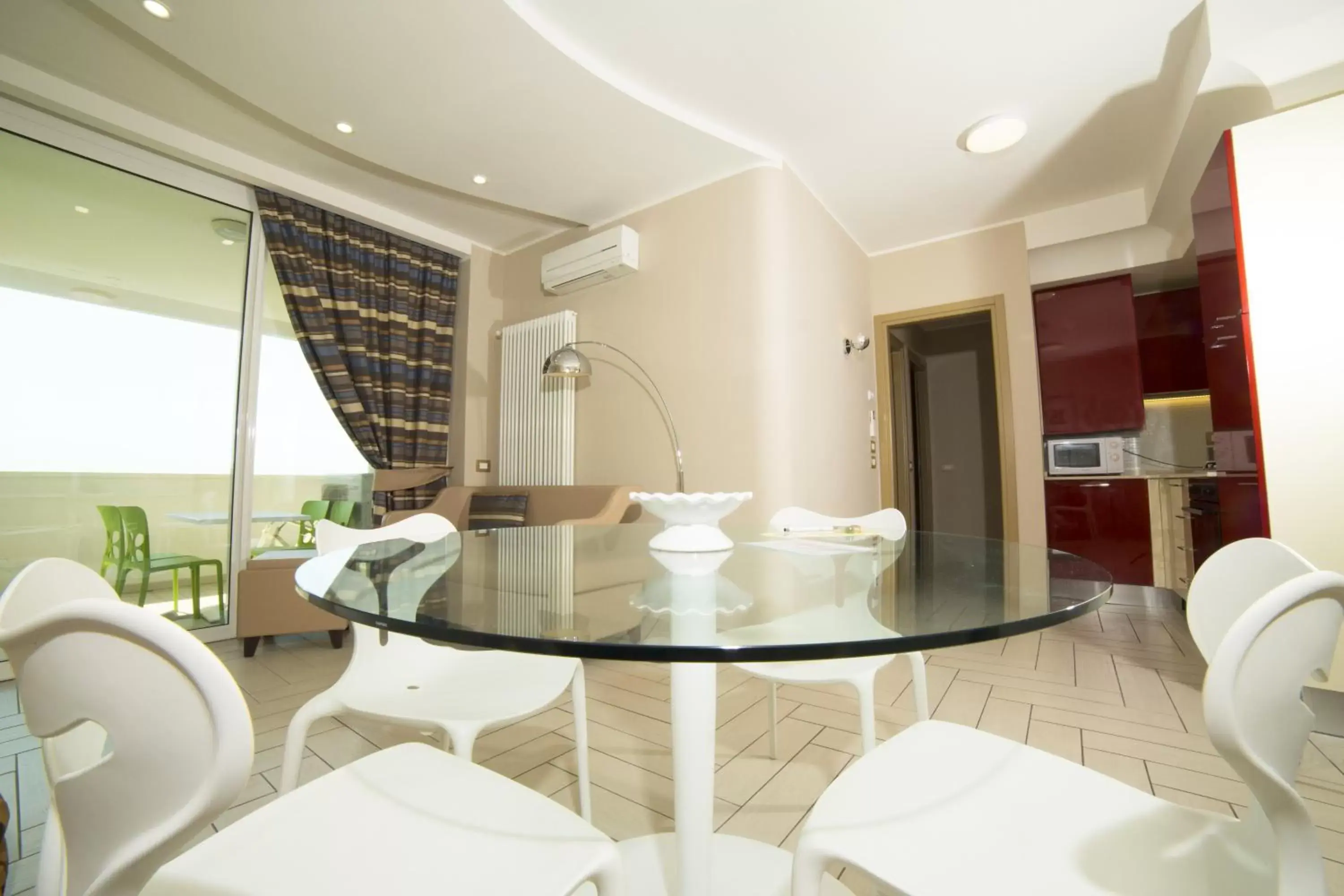 Seating area, Bathroom in Nero D'Avorio Aparthotel & SPA