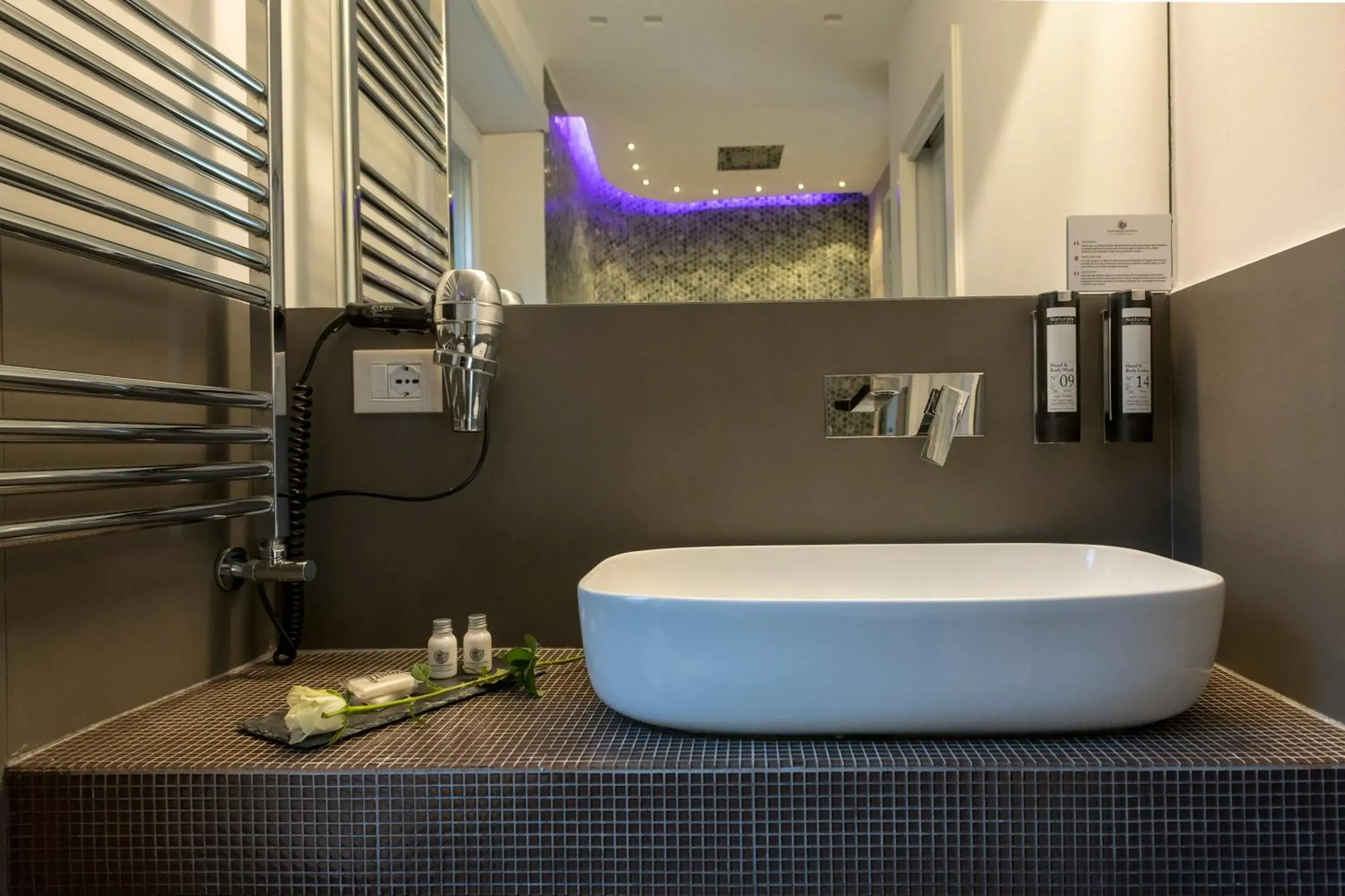 Vatican Style Vatican Style