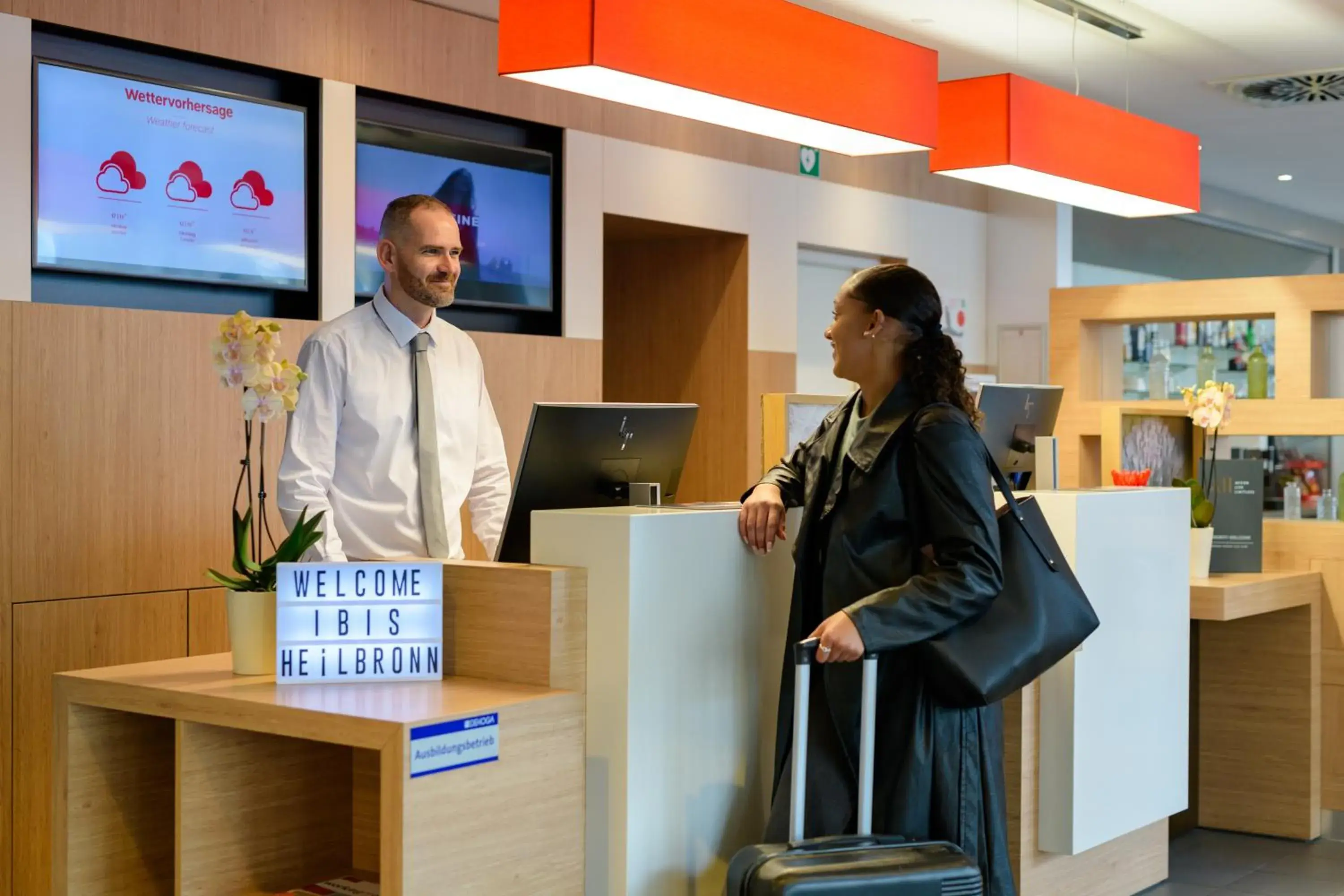 Lobby or reception in ibis Heilbronn City