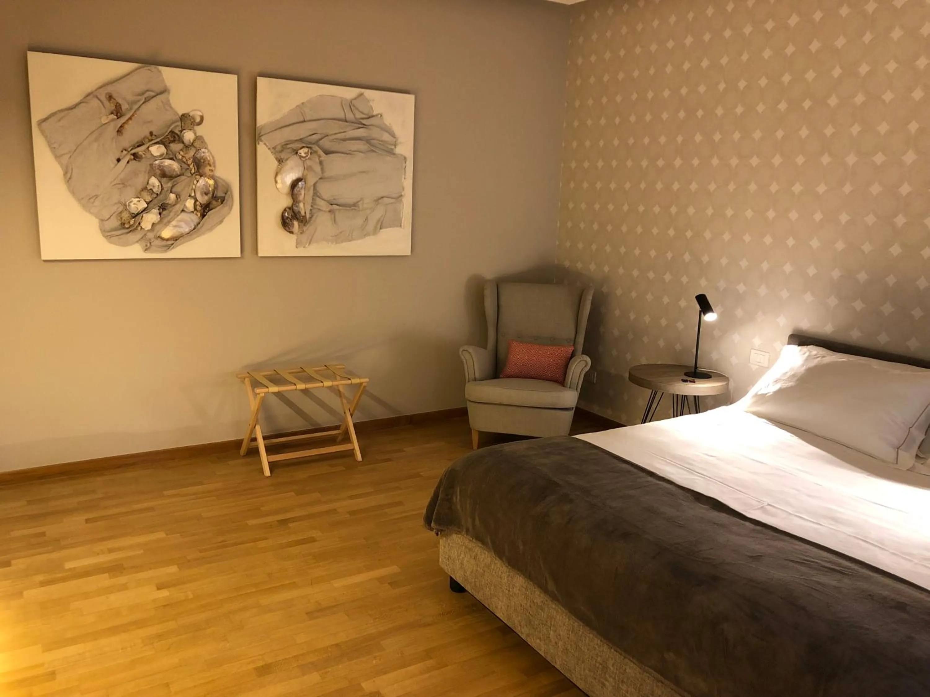 Bedroom, Bed in 200 ROOMS & TERRACE