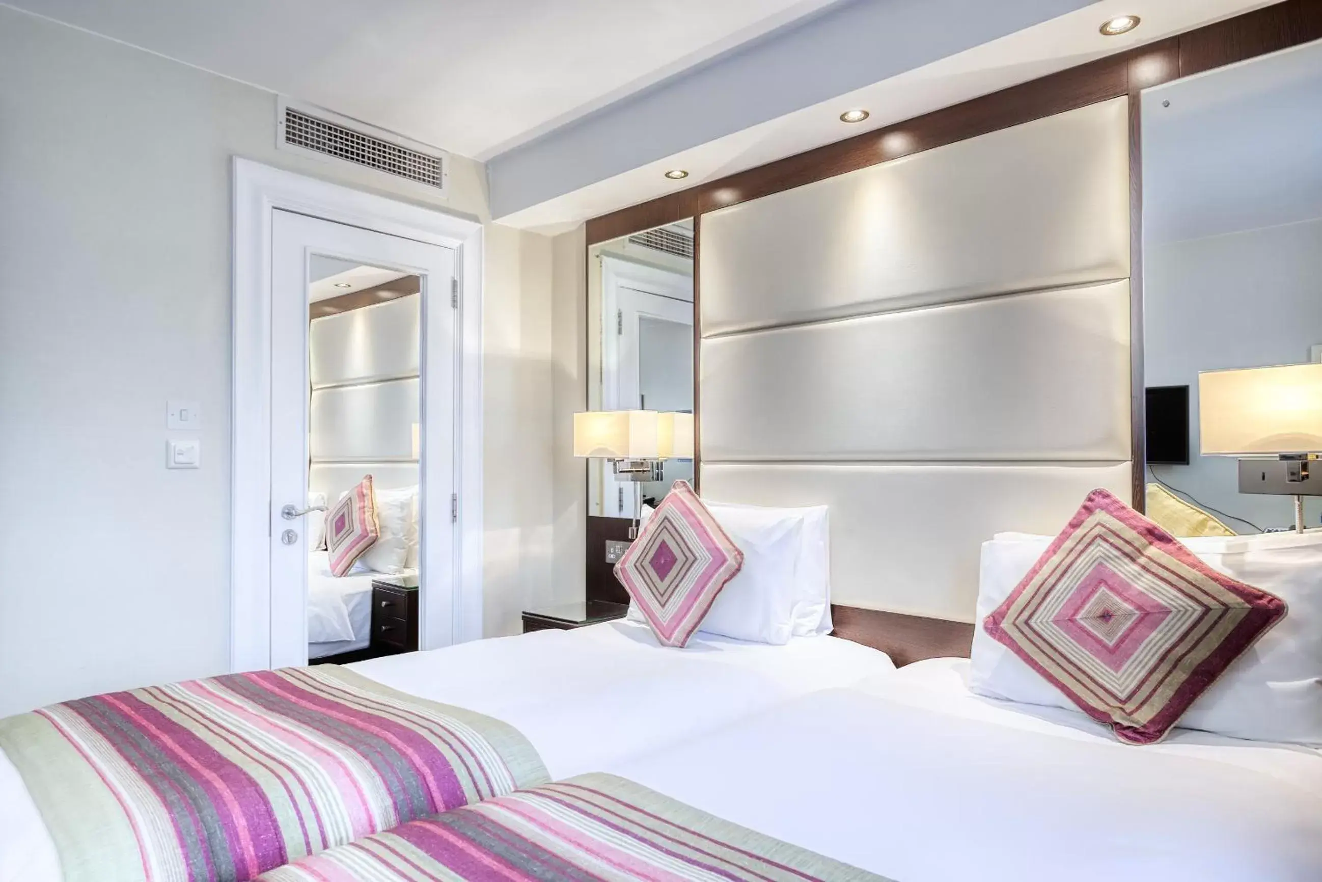 Bed in Grand Royale London Hyde Park