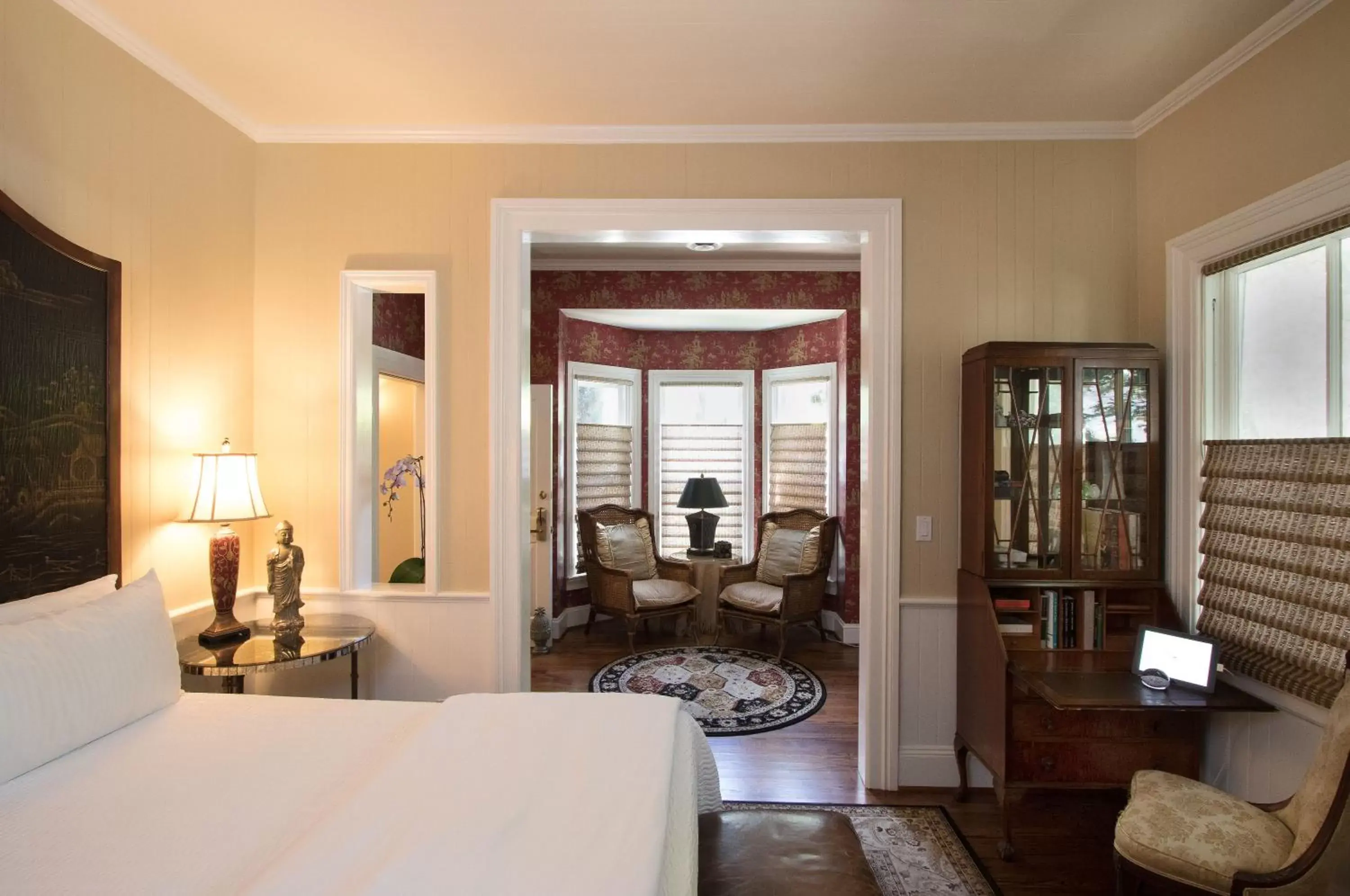 Deluxe King Suite in Embrace Calistoga