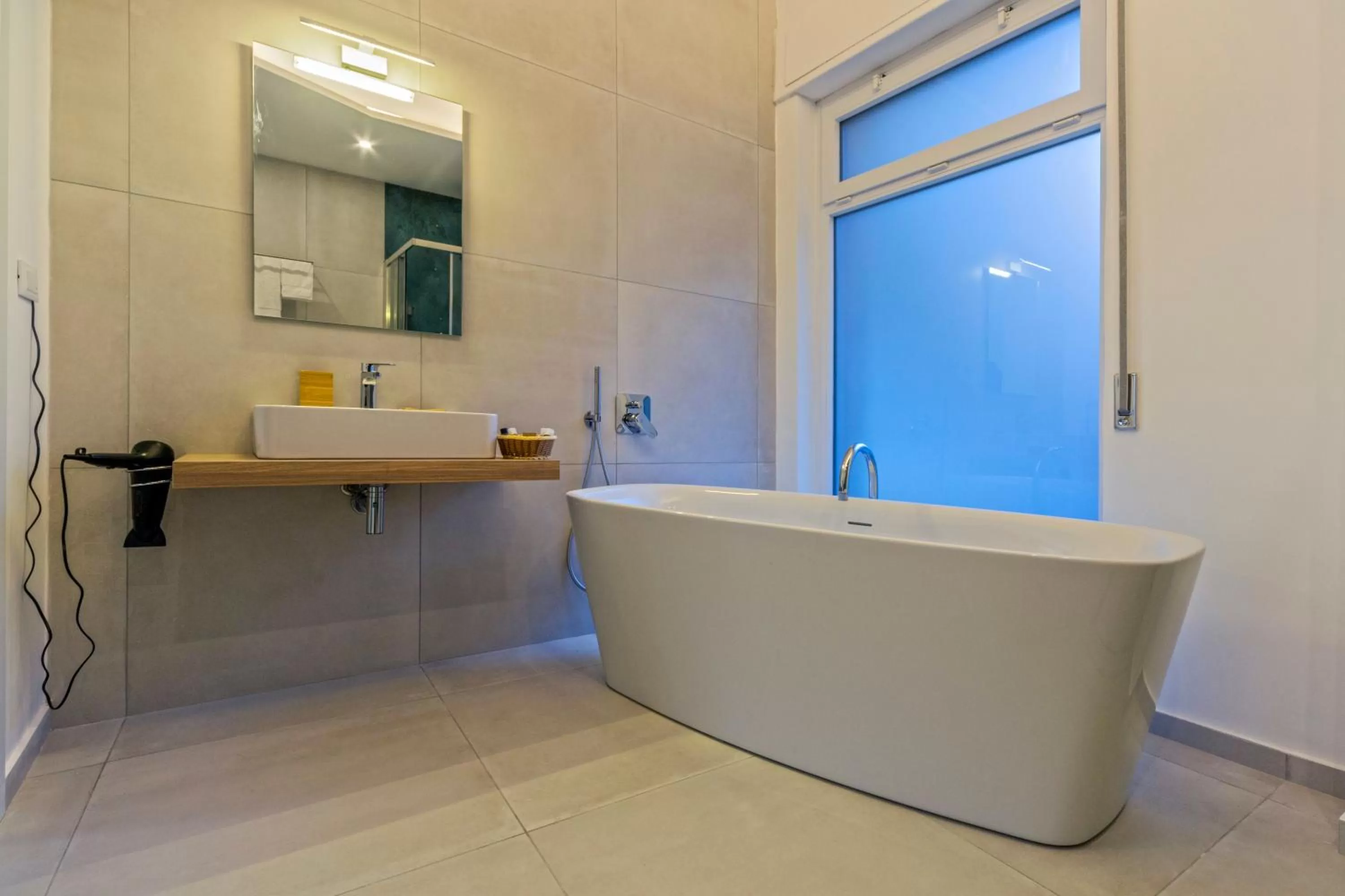 Bathroom in Syraka Camere