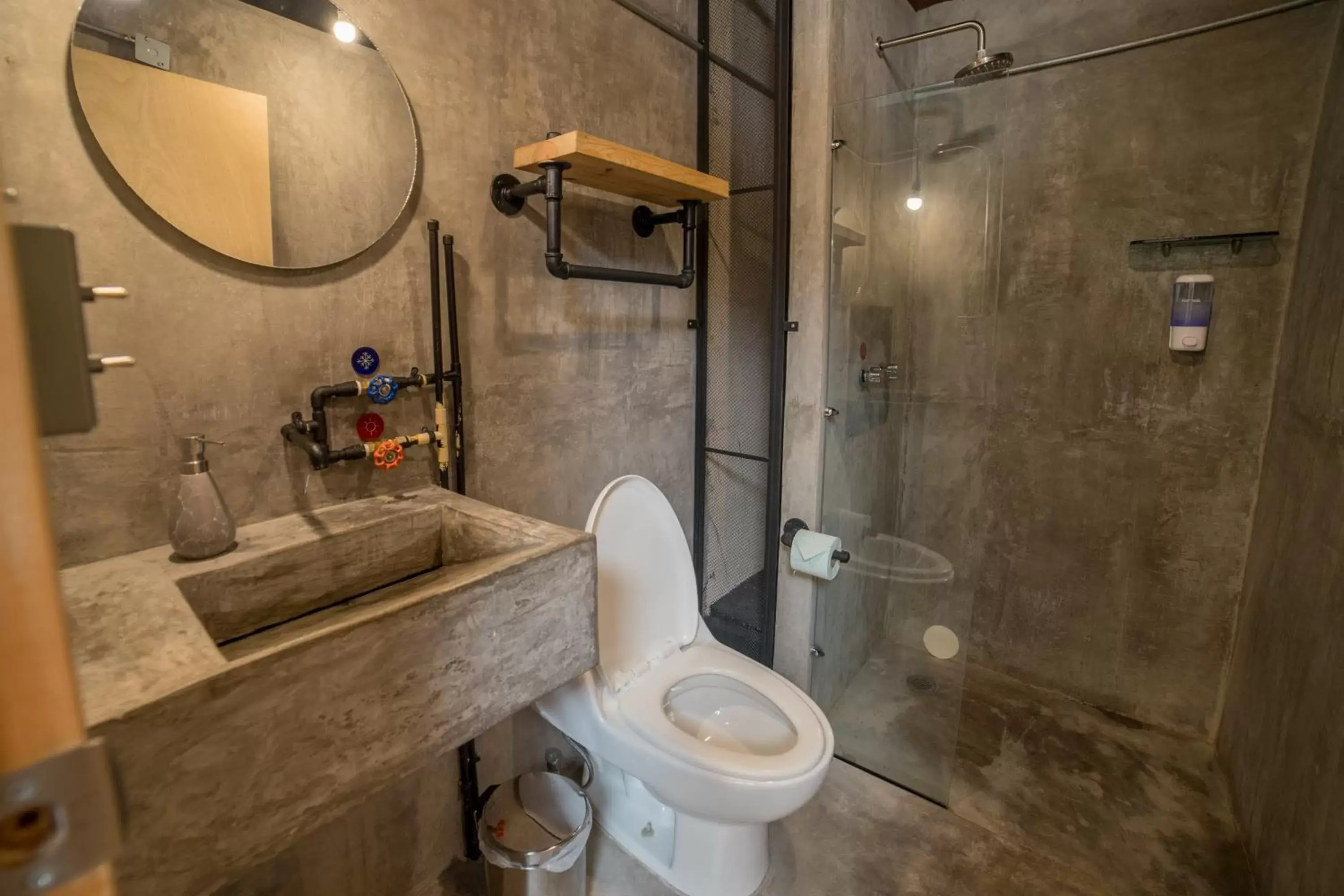 Bathroom in Ixmukané Suites & Spa