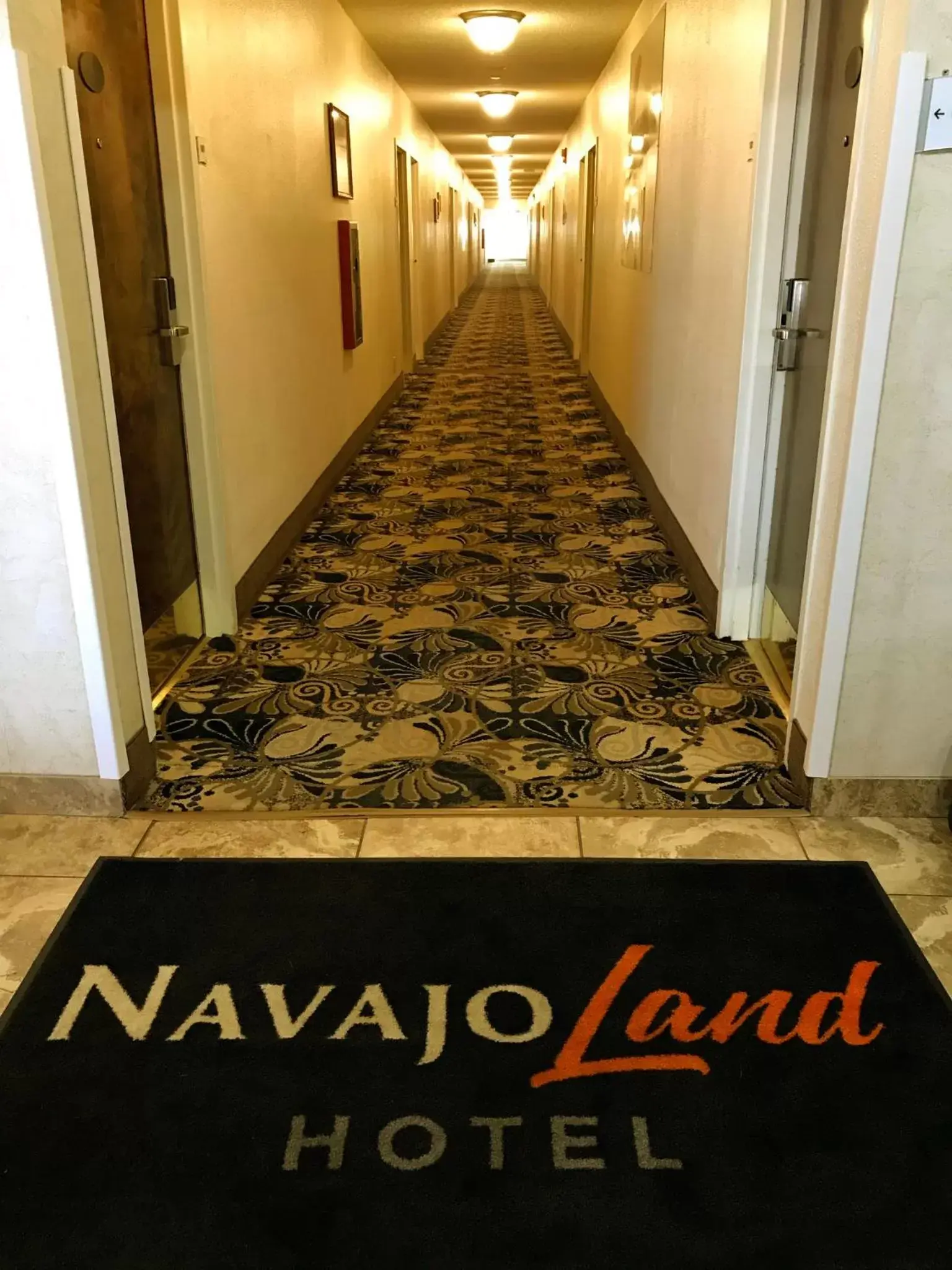 Floor plan in NavajoLand Hotel