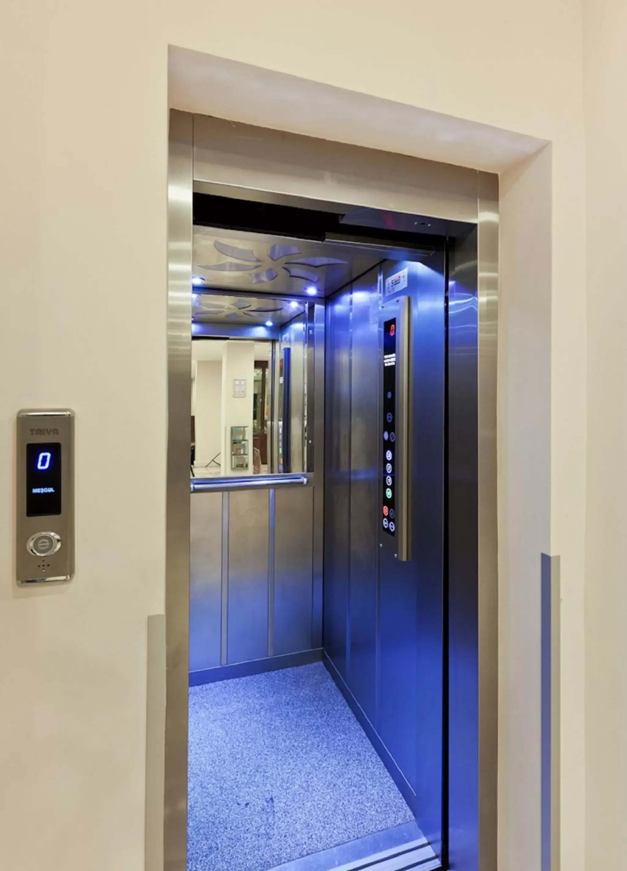 Property building in Niss Lara Hotel Property building in Niss Lara Hotel