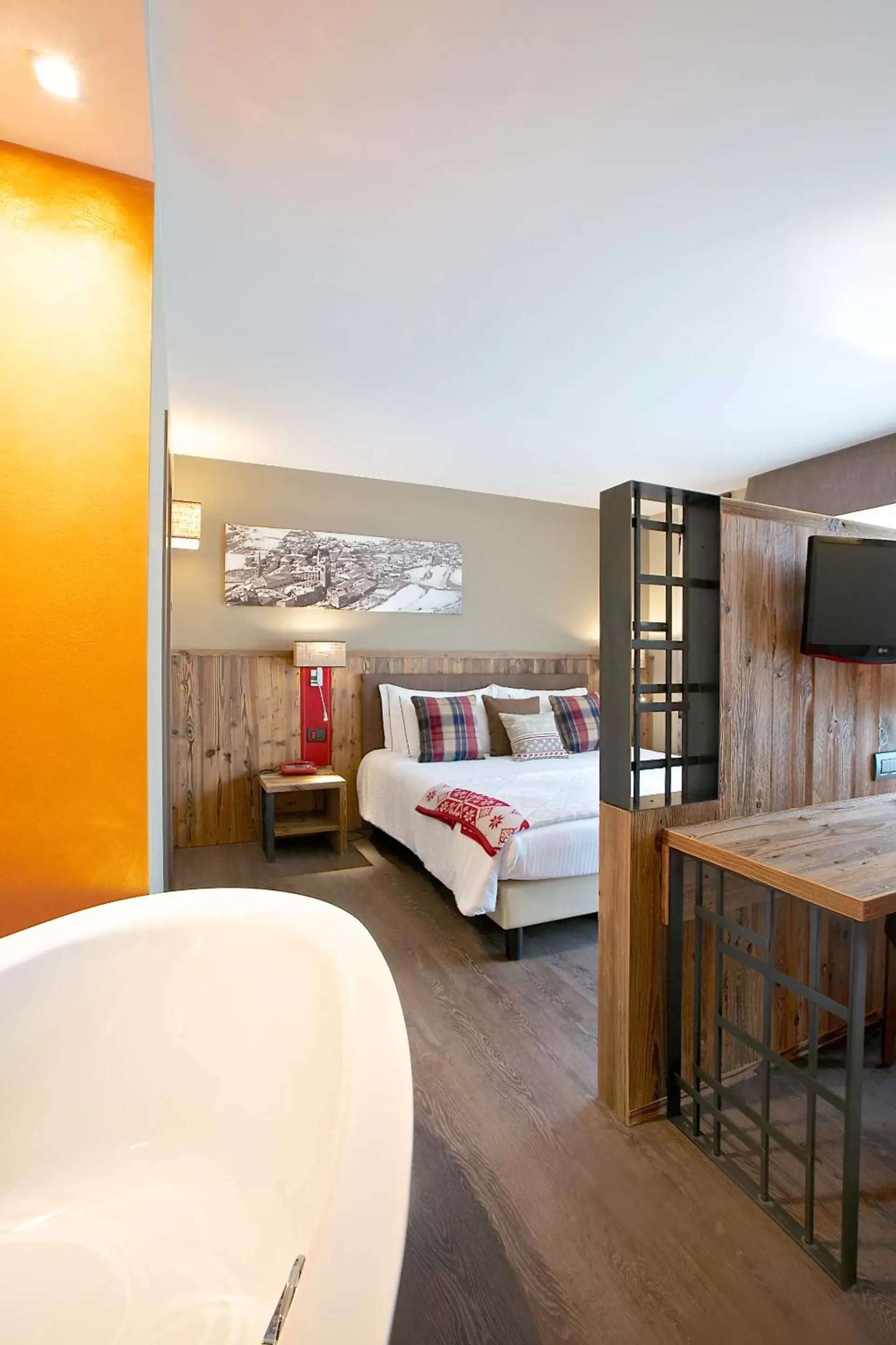 Bed, Bathroom in Olimpia Hotel