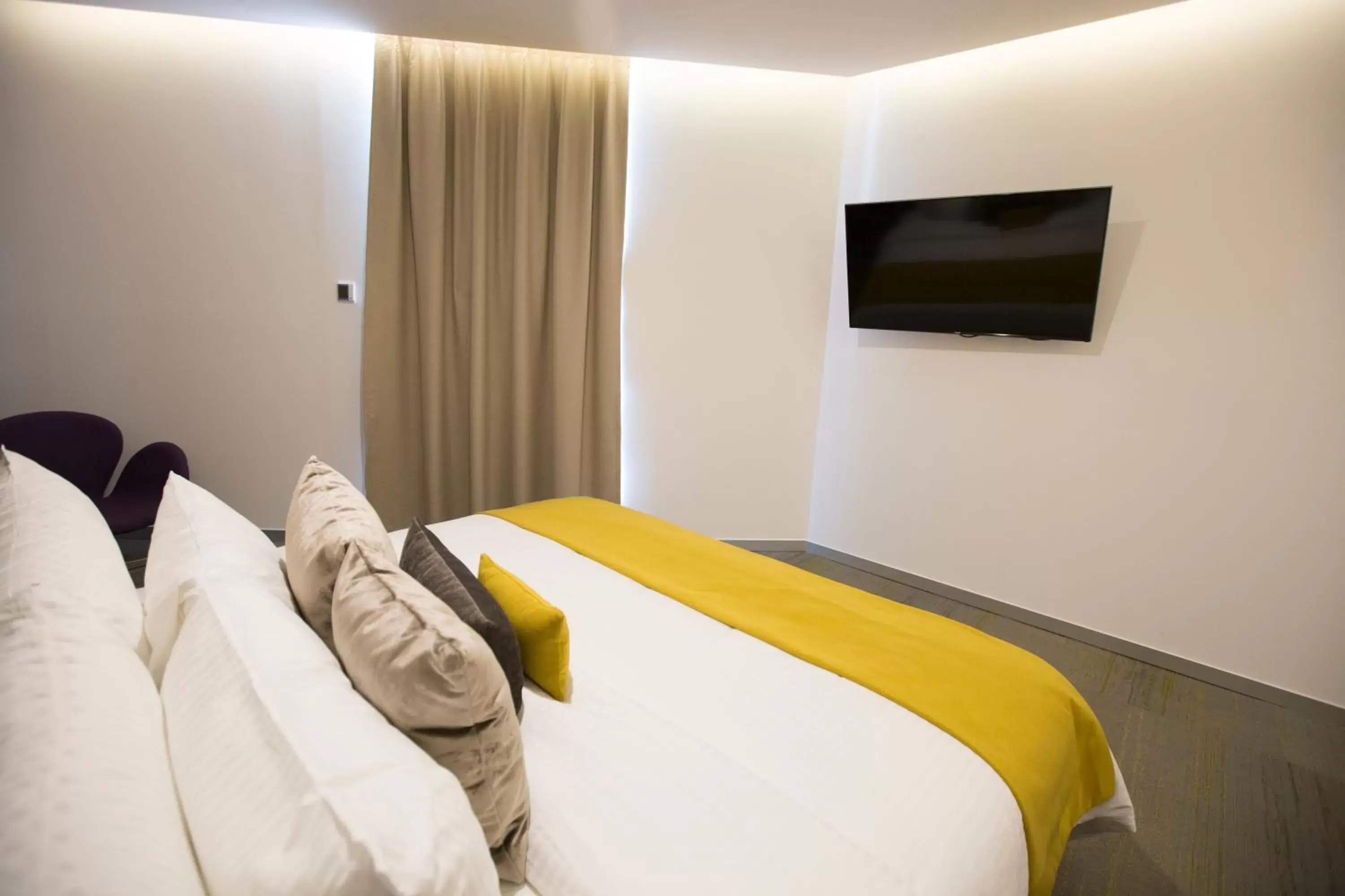 Bedroom, Bed in Hotel Belo Grand Morelia