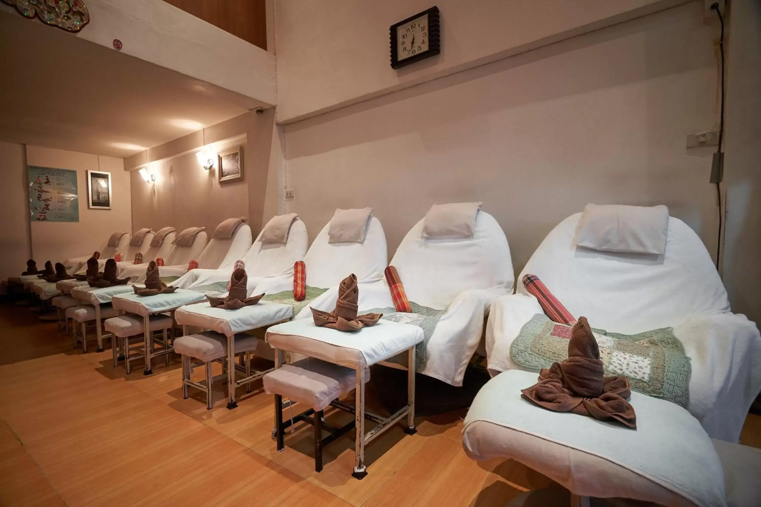 Massage, Banquet Facilities in KC Place Hotel Pratunam - SHA Extra Plus Certified