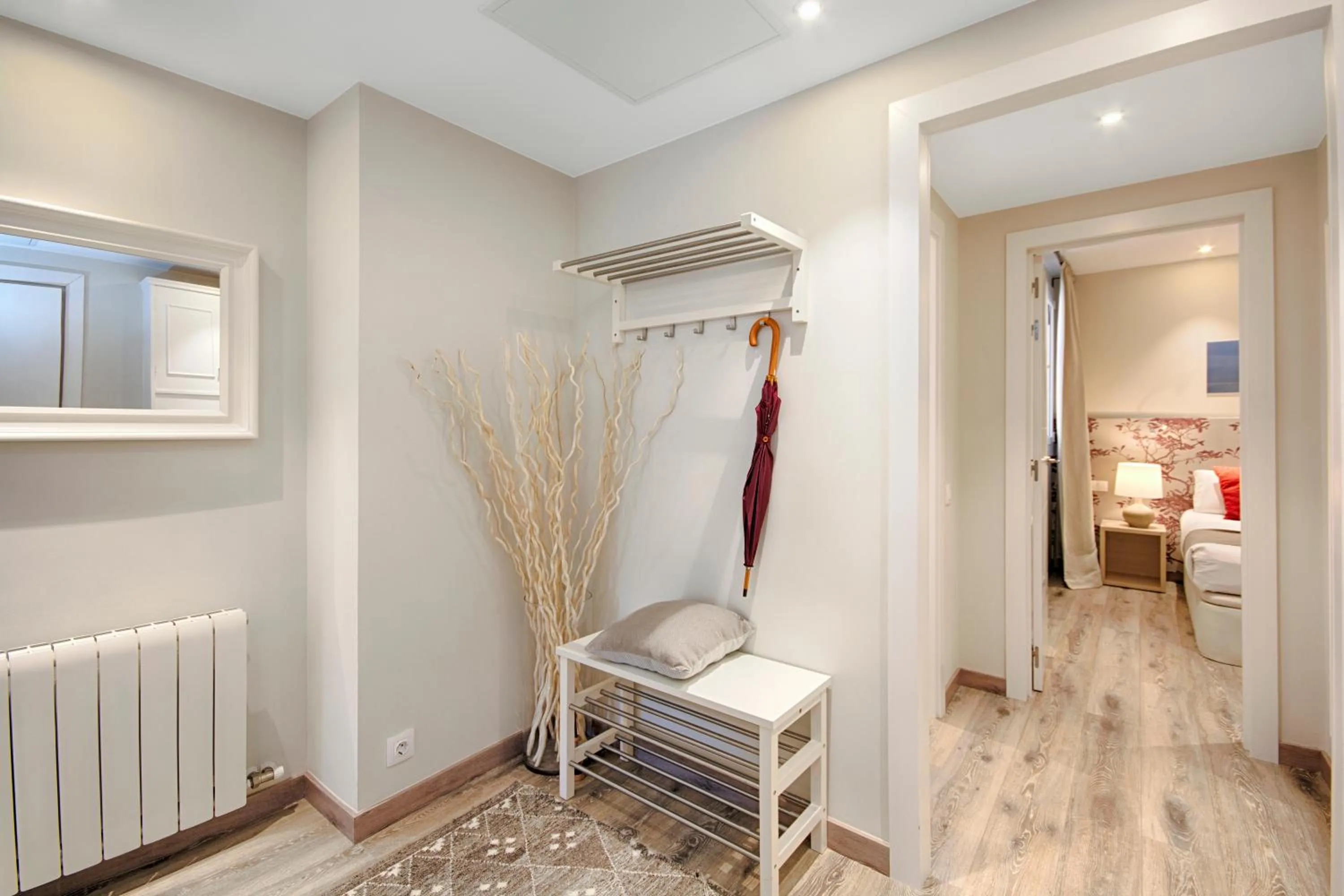 Area and facilities, Bed in Eixample Building Apartments by Mercedes Heritage