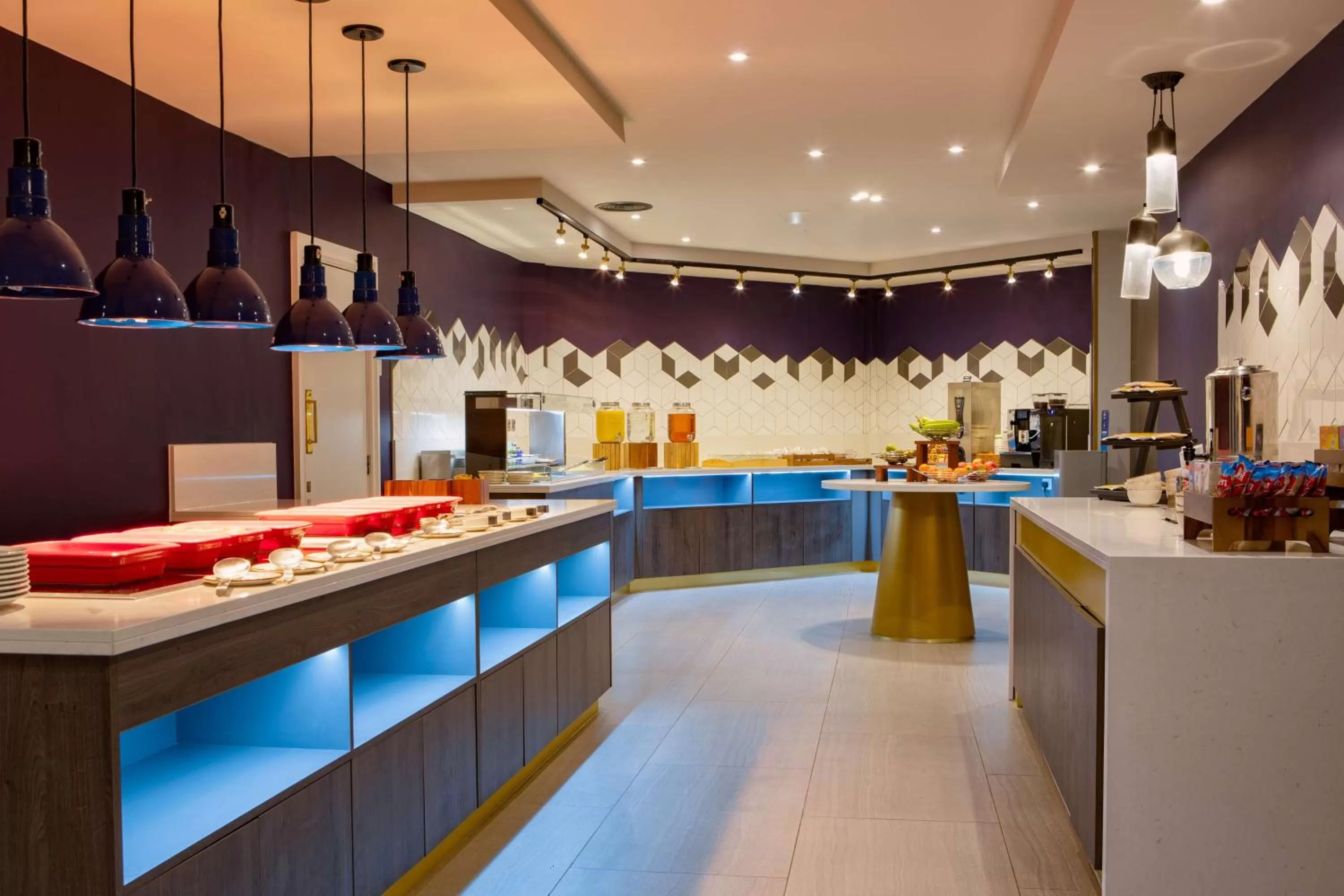 Breakfast in DoubleTree by Hilton London Elstree