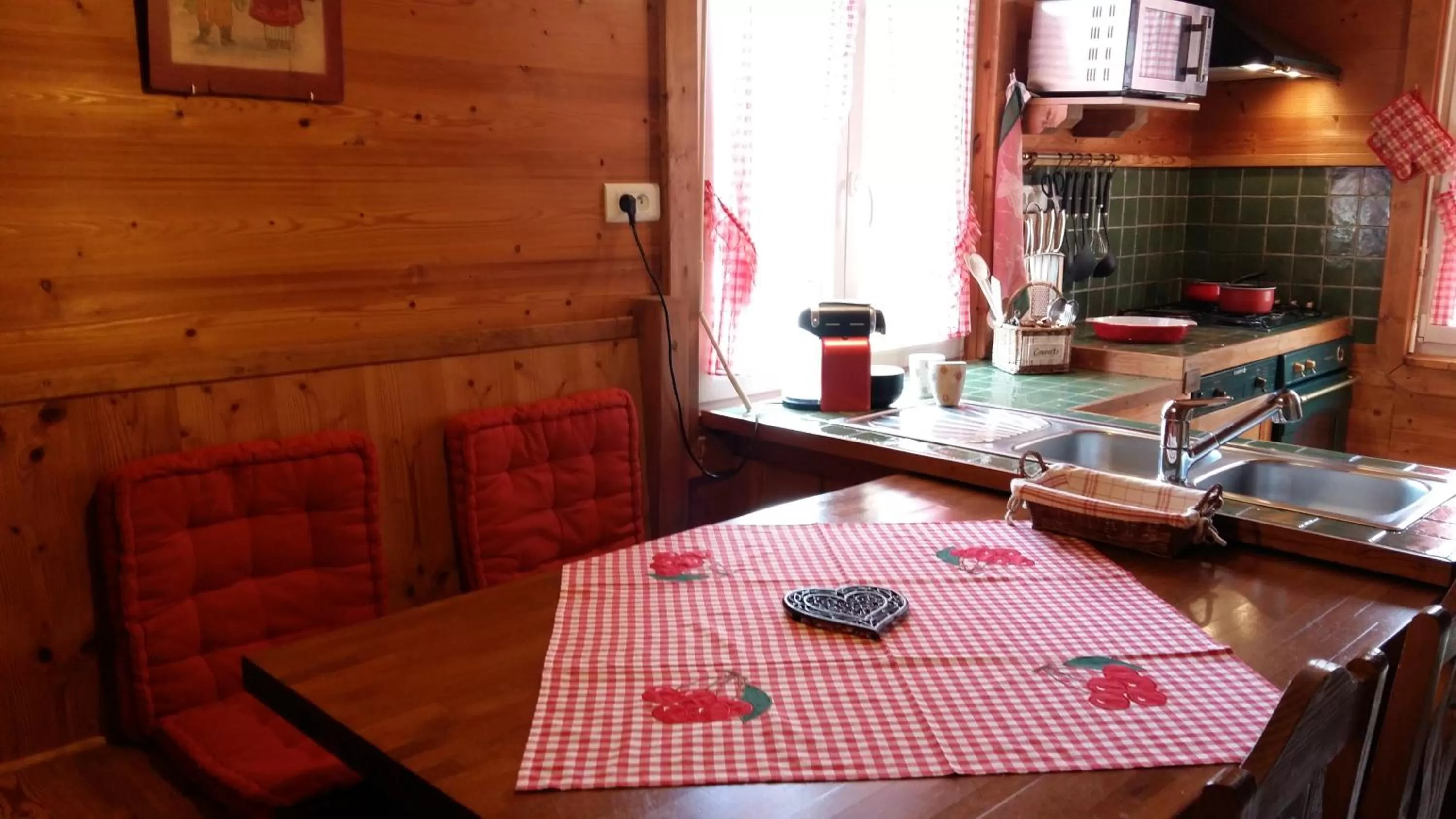 Dining area in Les Loges Du Parc