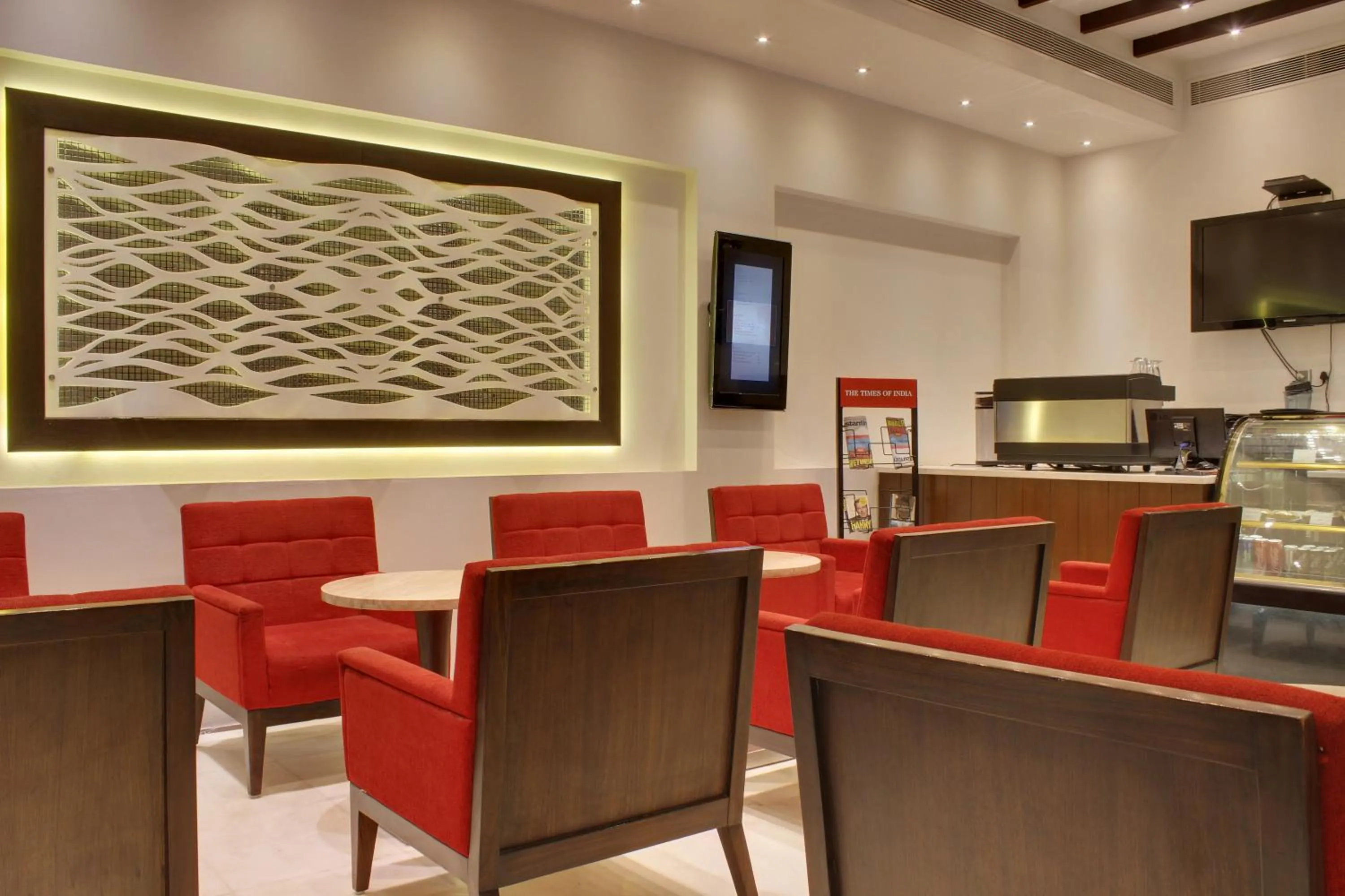 Coffee/tea facilities in Hotel Grand Godwin - Near New Delhi Railway Station - Paharganj