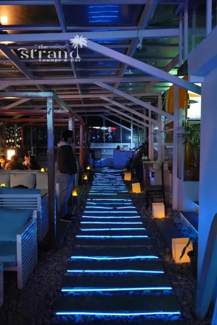 Restaurant/places to eat in Hotel Mirage Regency Restaurant/places to eat in Hotel Mirage Regency