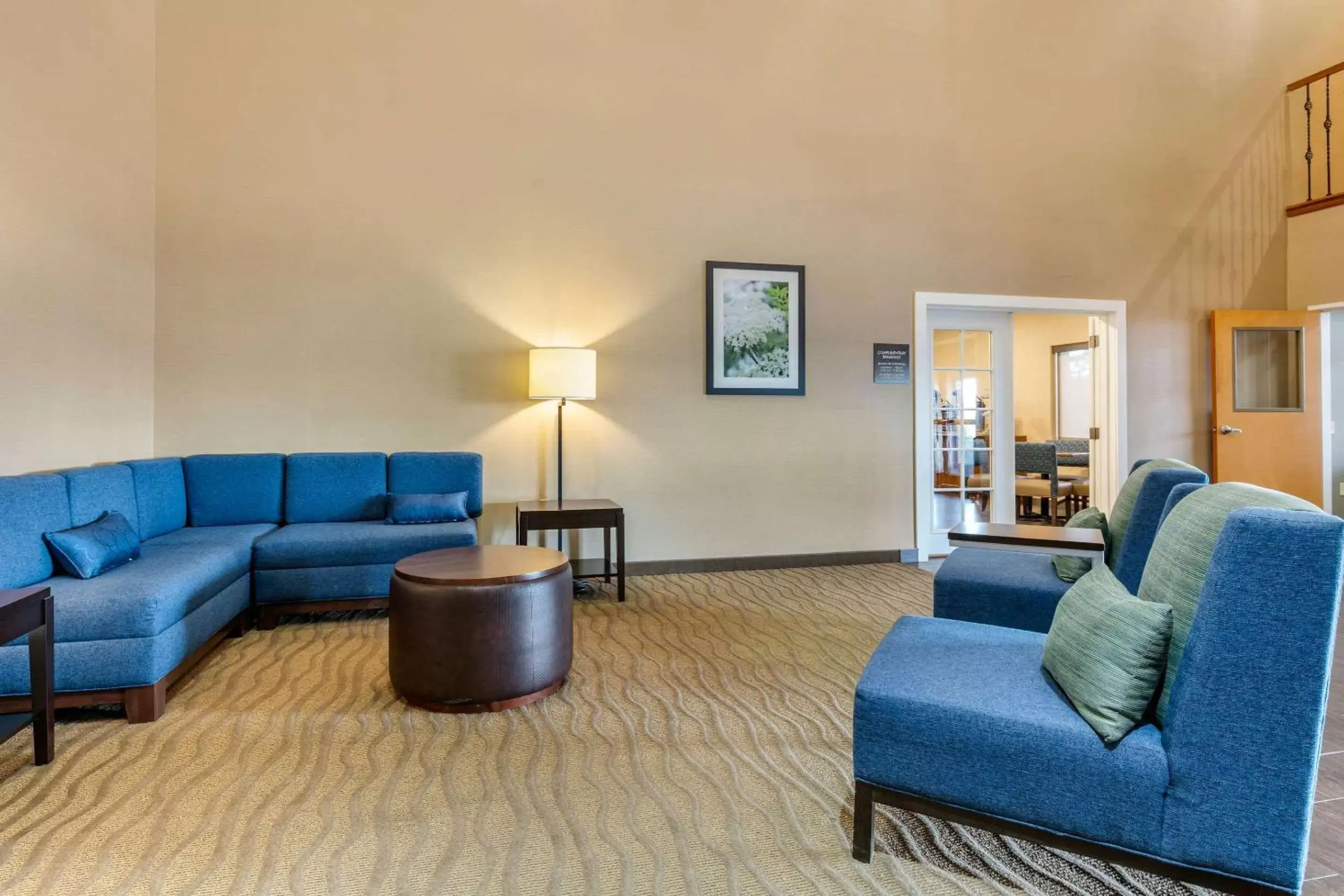 Lobby or reception, Seating Area in Comfort Suites Batesville