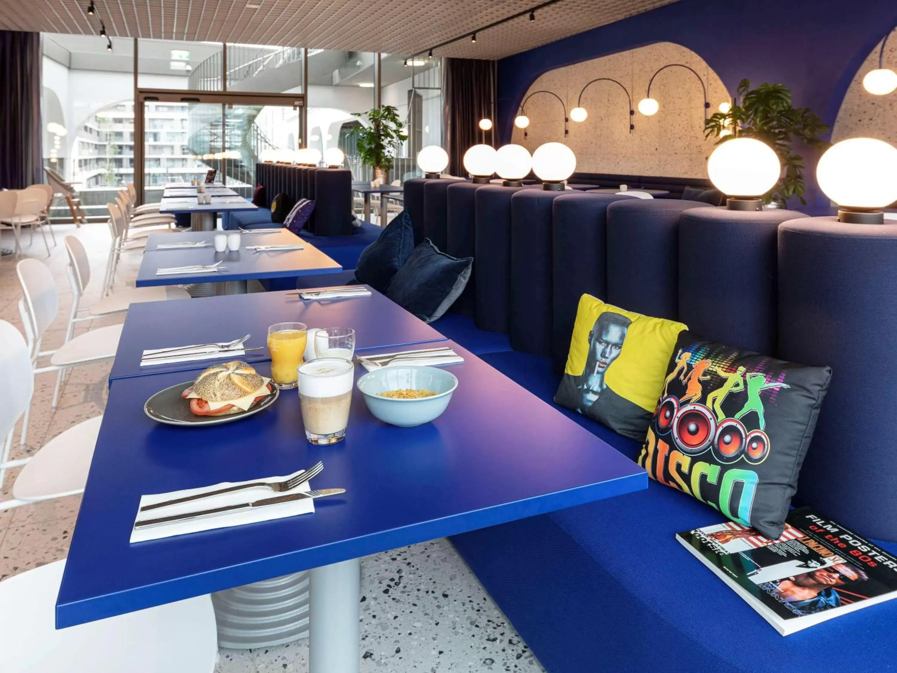 Restaurant/Places to Eat in ibis Styles Muenchen Perlach