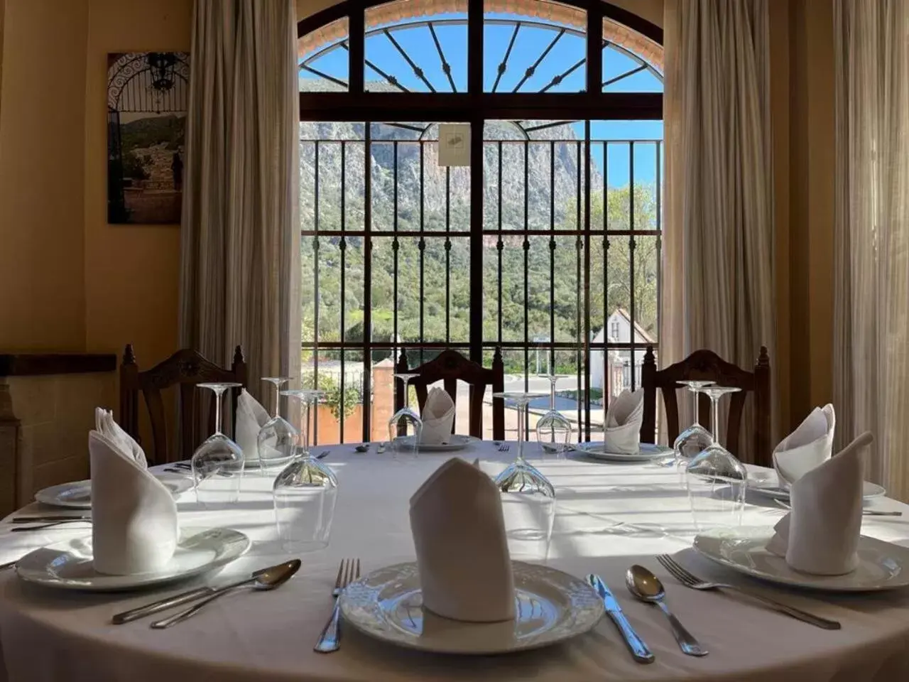 Restaurant/Places to Eat in Hotel Sierra de Ubrique