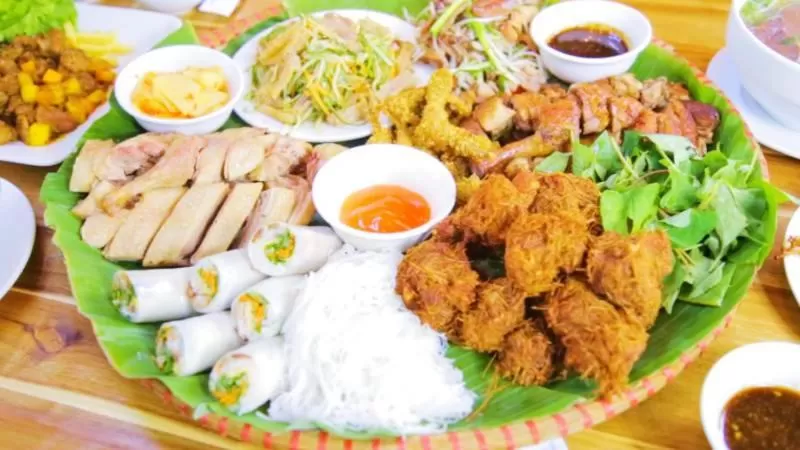 Food and drinks in Ruby Lakeview homestay