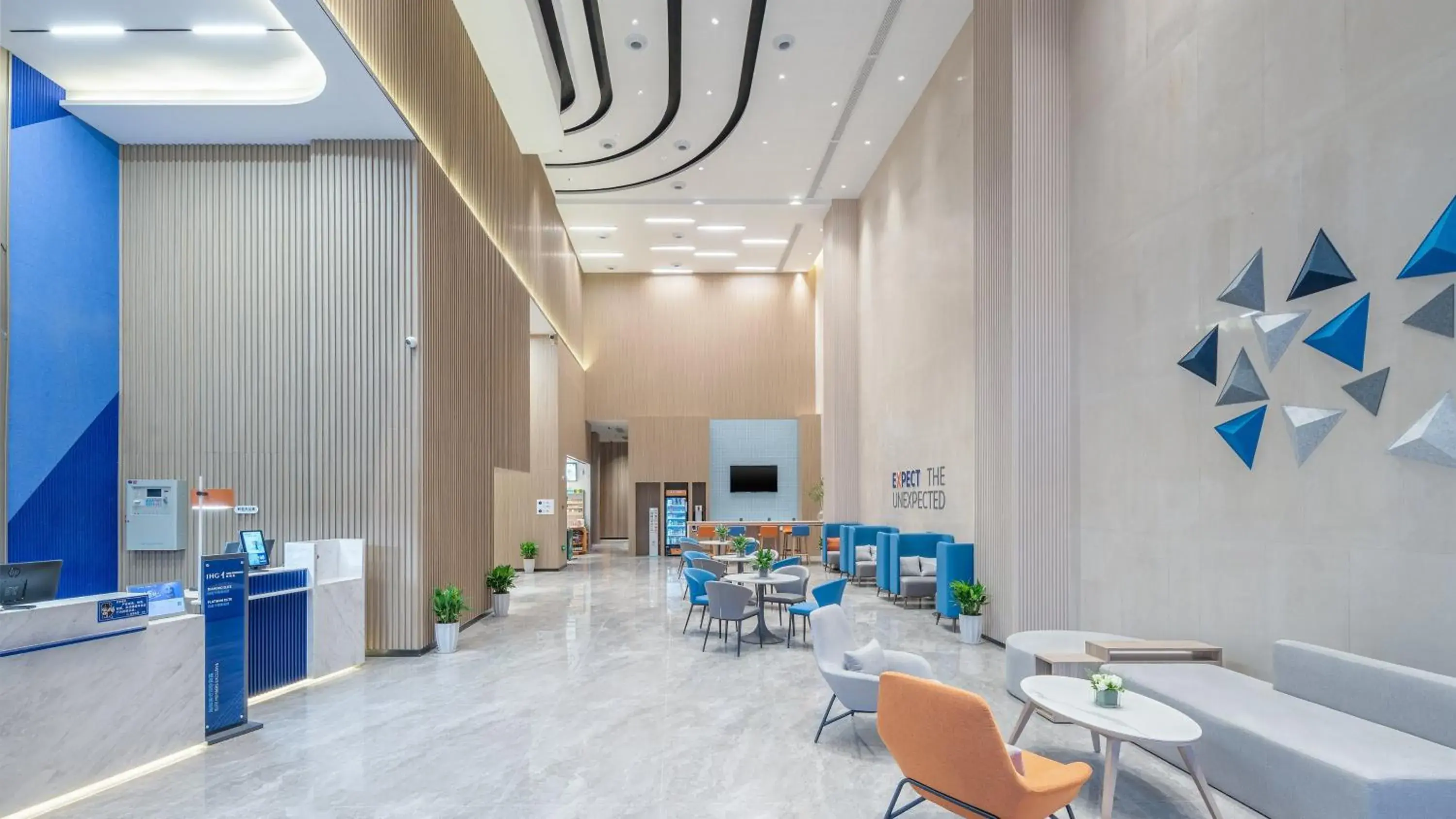 Property building, Restaurant/Places to Eat in Holiday Inn Express Nanchang Qingshan Lake View, an IHG Hotel