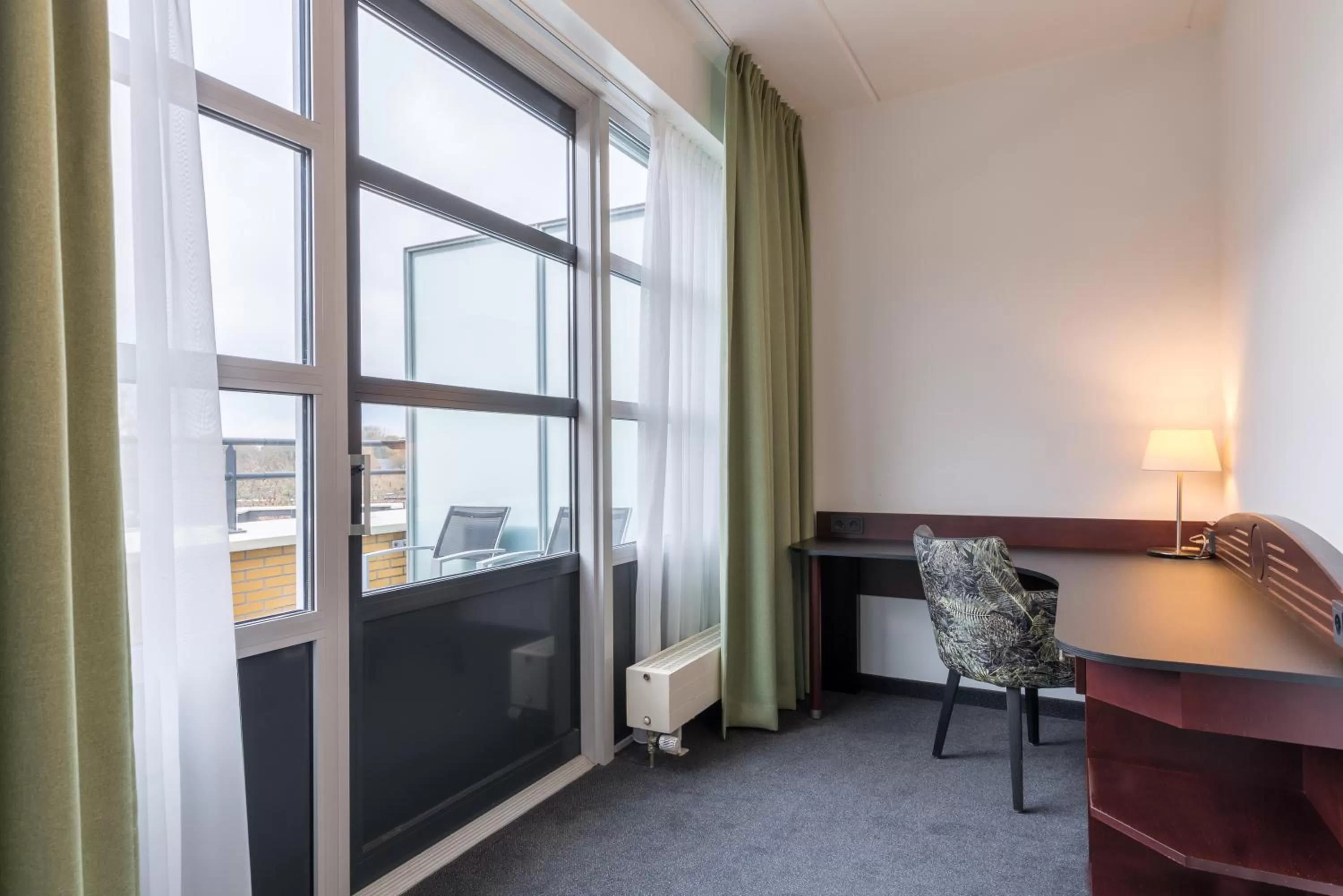 Bedroom in Amrâth Hotel Alkmaar