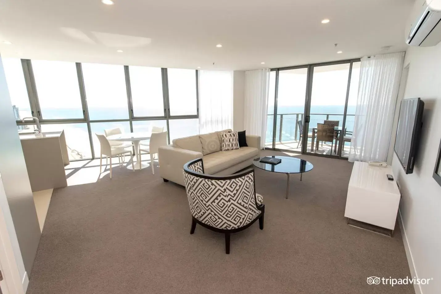 Living room, Sea View in Rhapsody Resort - Official