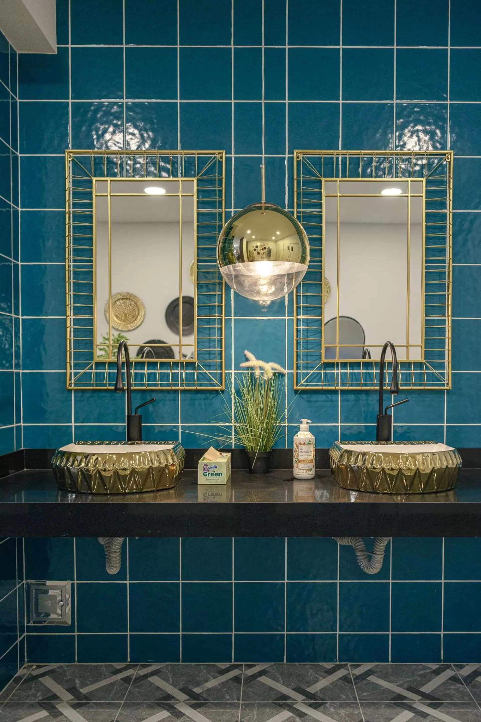 Bathroom in First Class Hotel