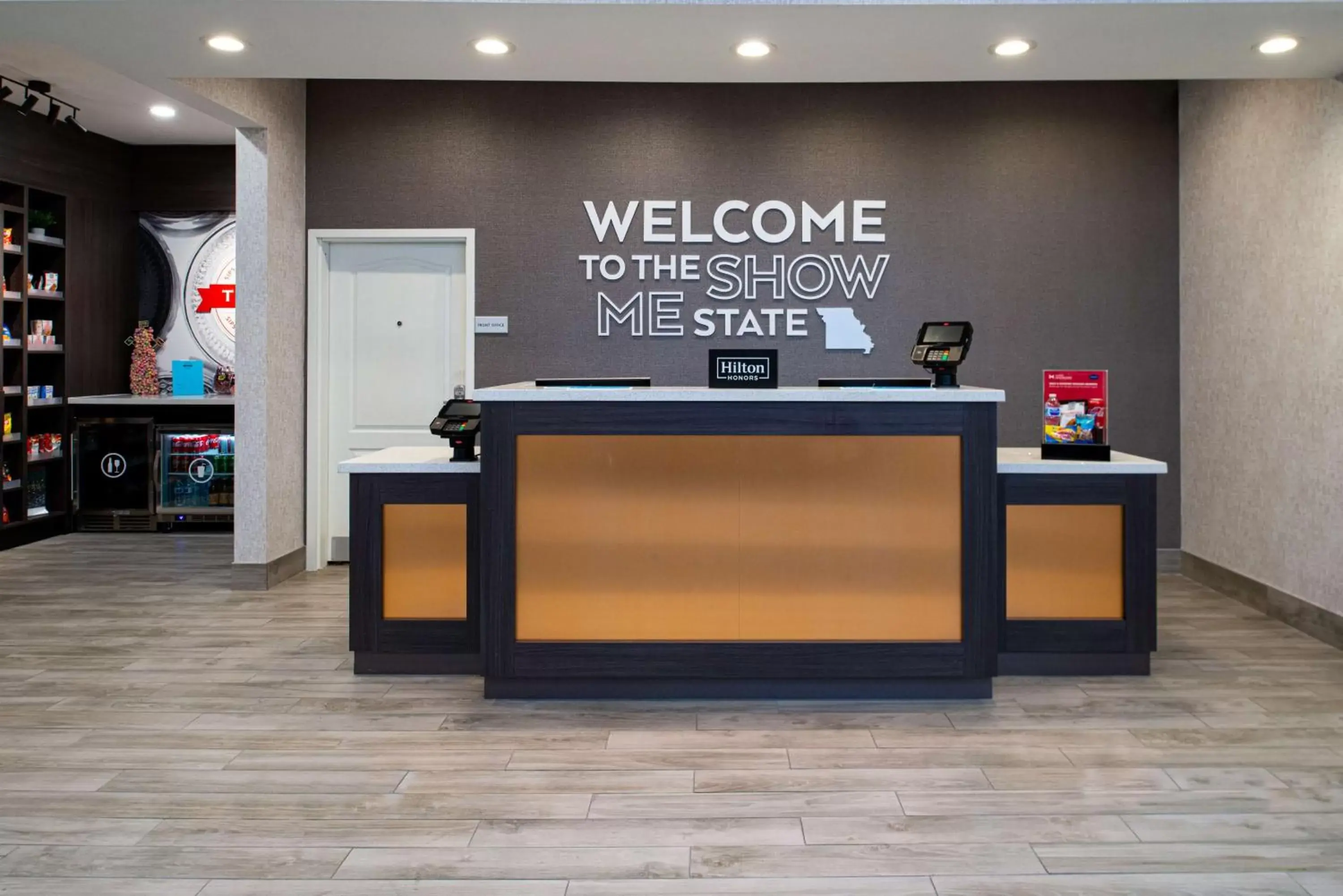 Lobby or reception in Hampton Inn Kansas City Northeast Lobby or reception in Hampton Inn Kansas City Northeast