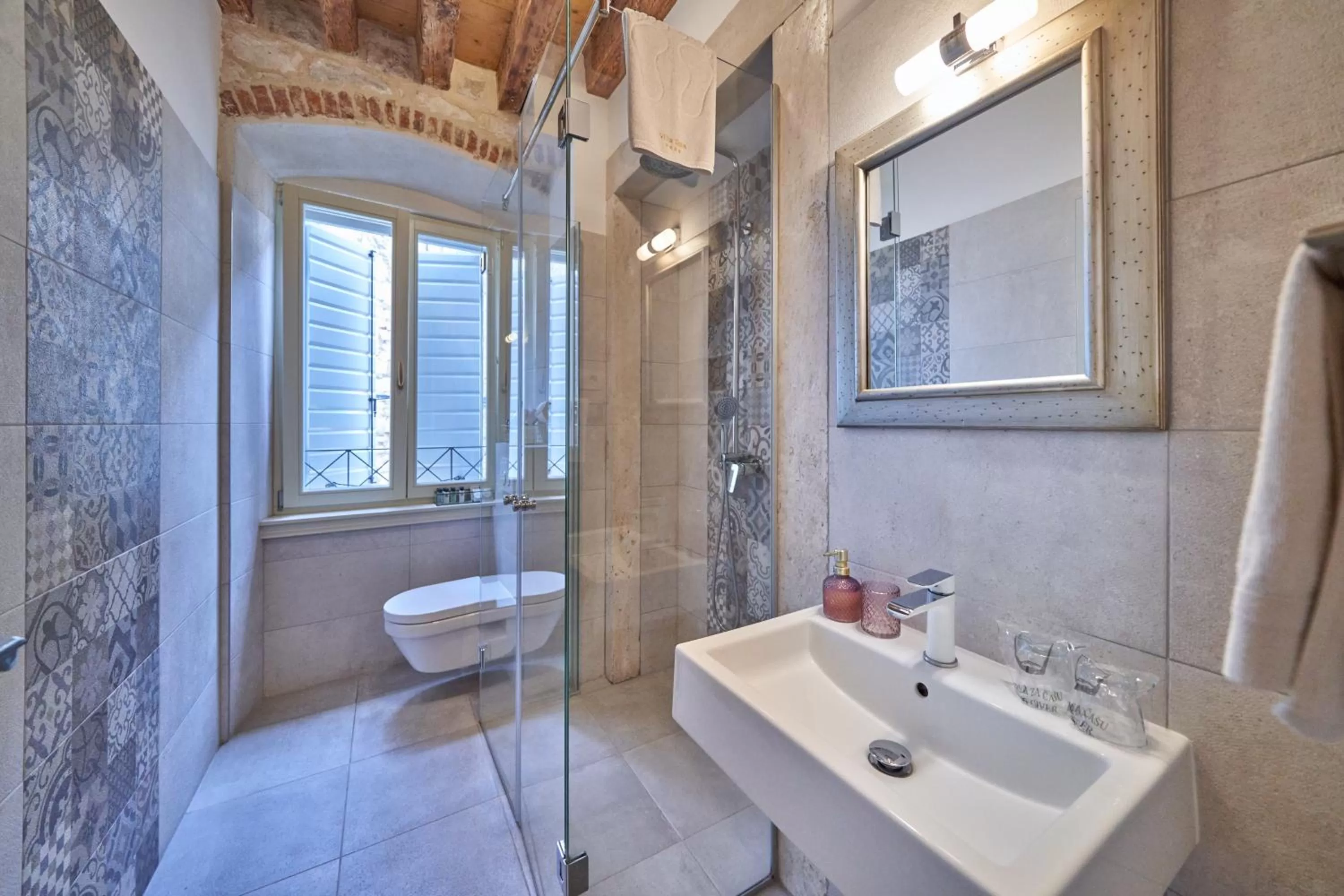 Bathroom in Villa Split Heritage Hotel