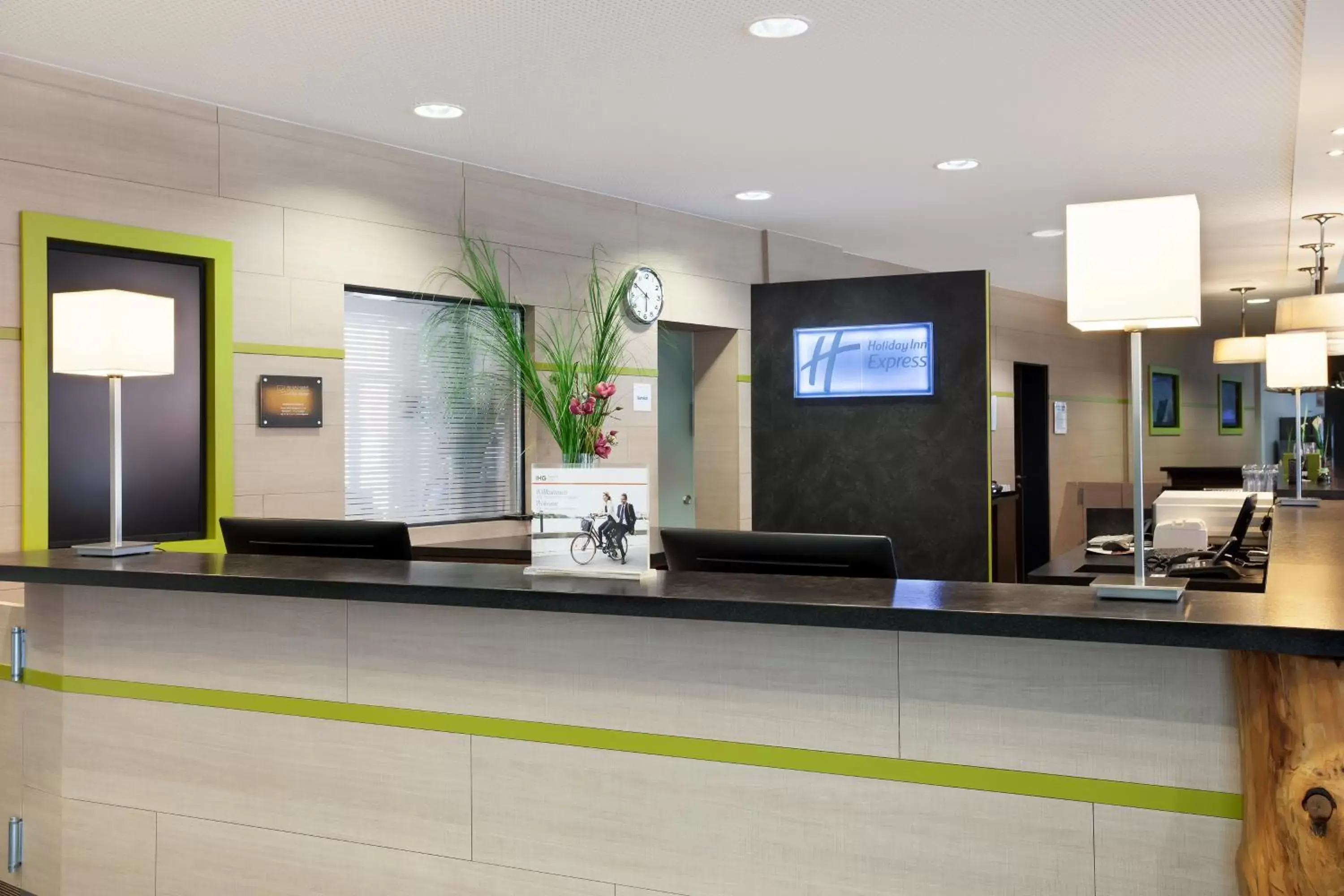 Property building, Lobby/Reception in Holiday Inn Express Augsburg, an IHG Hotel