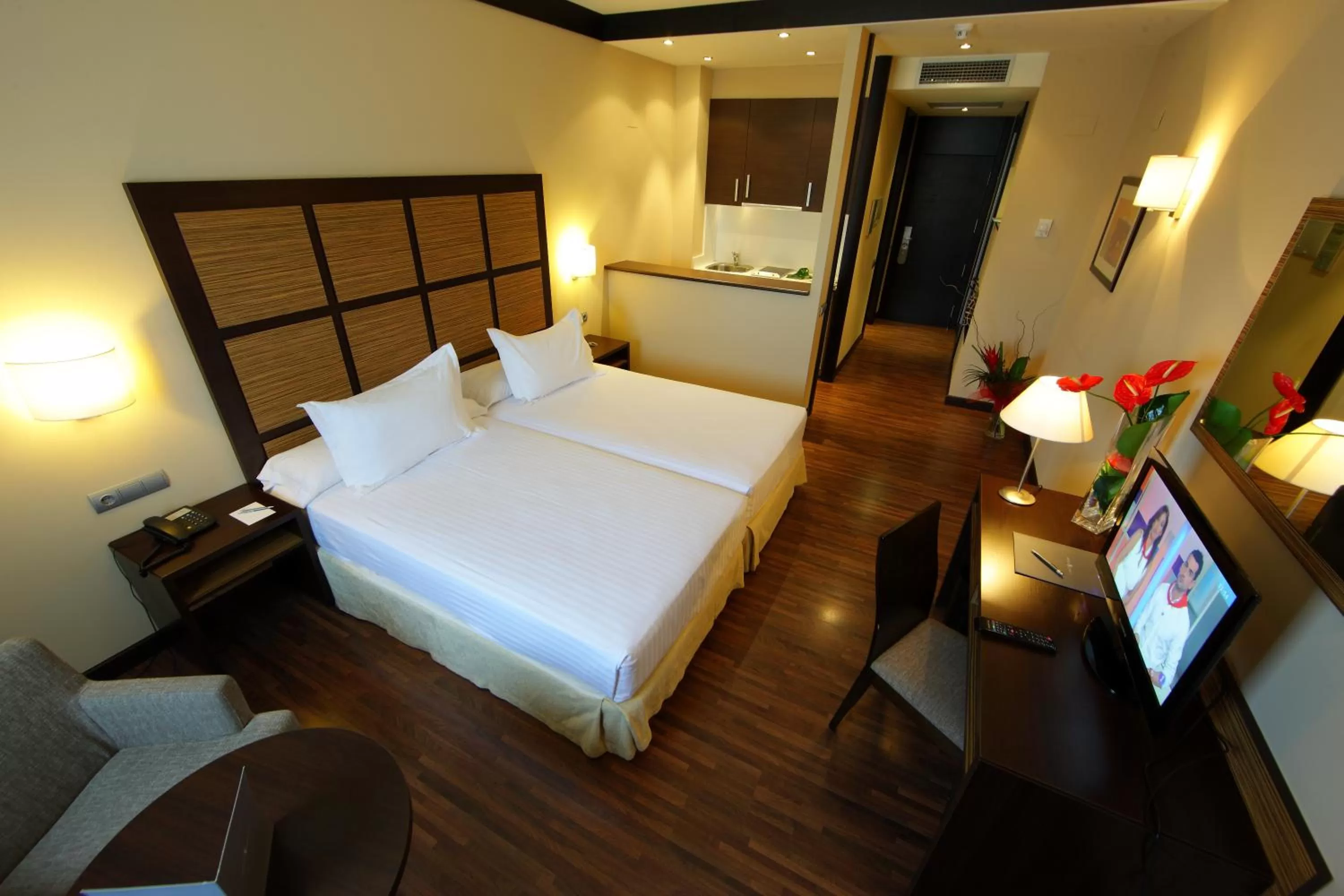 Bed in Aparthotel Attica 21 Vallés