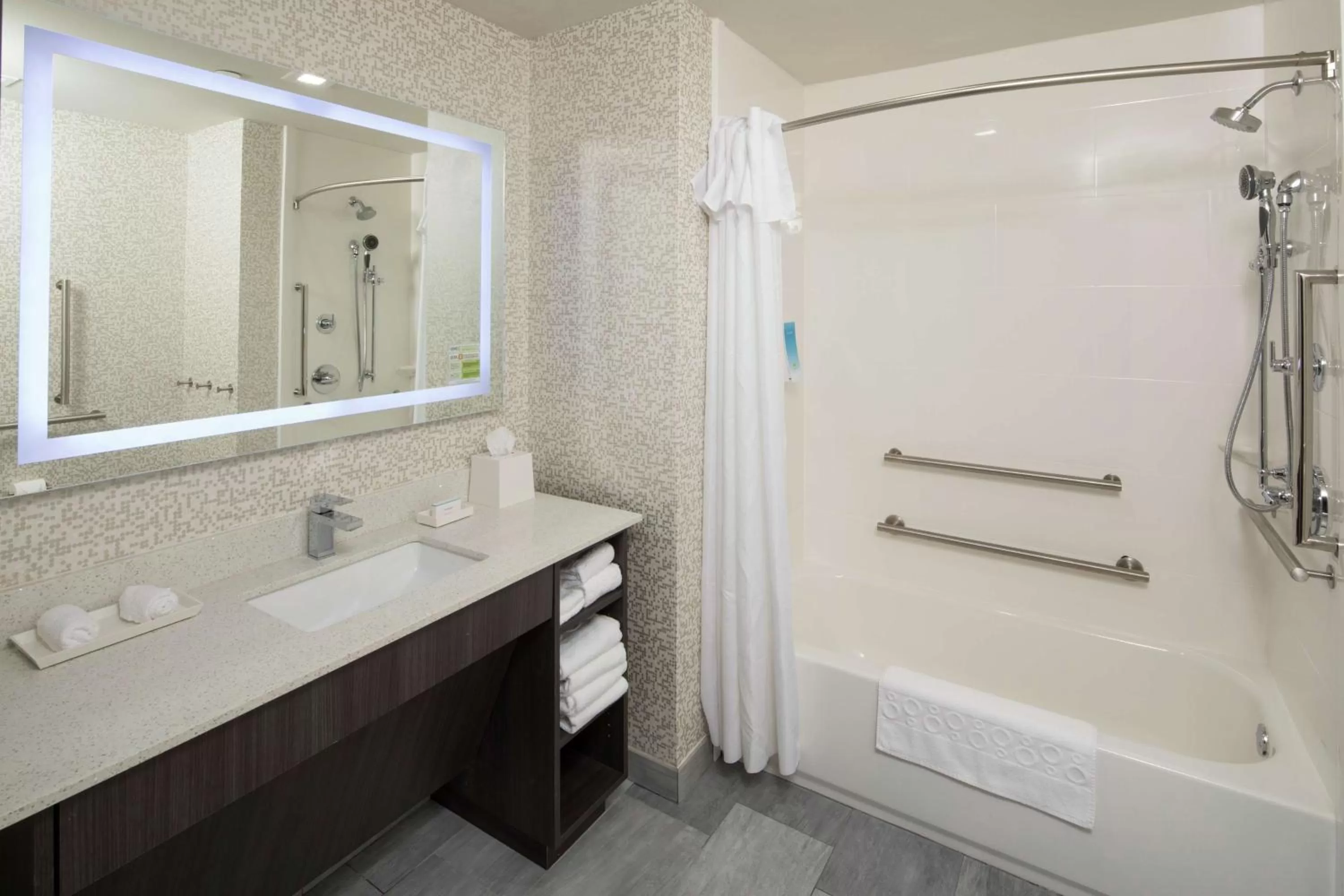 Bathroom in Home2 Suites by Hilton Owasso