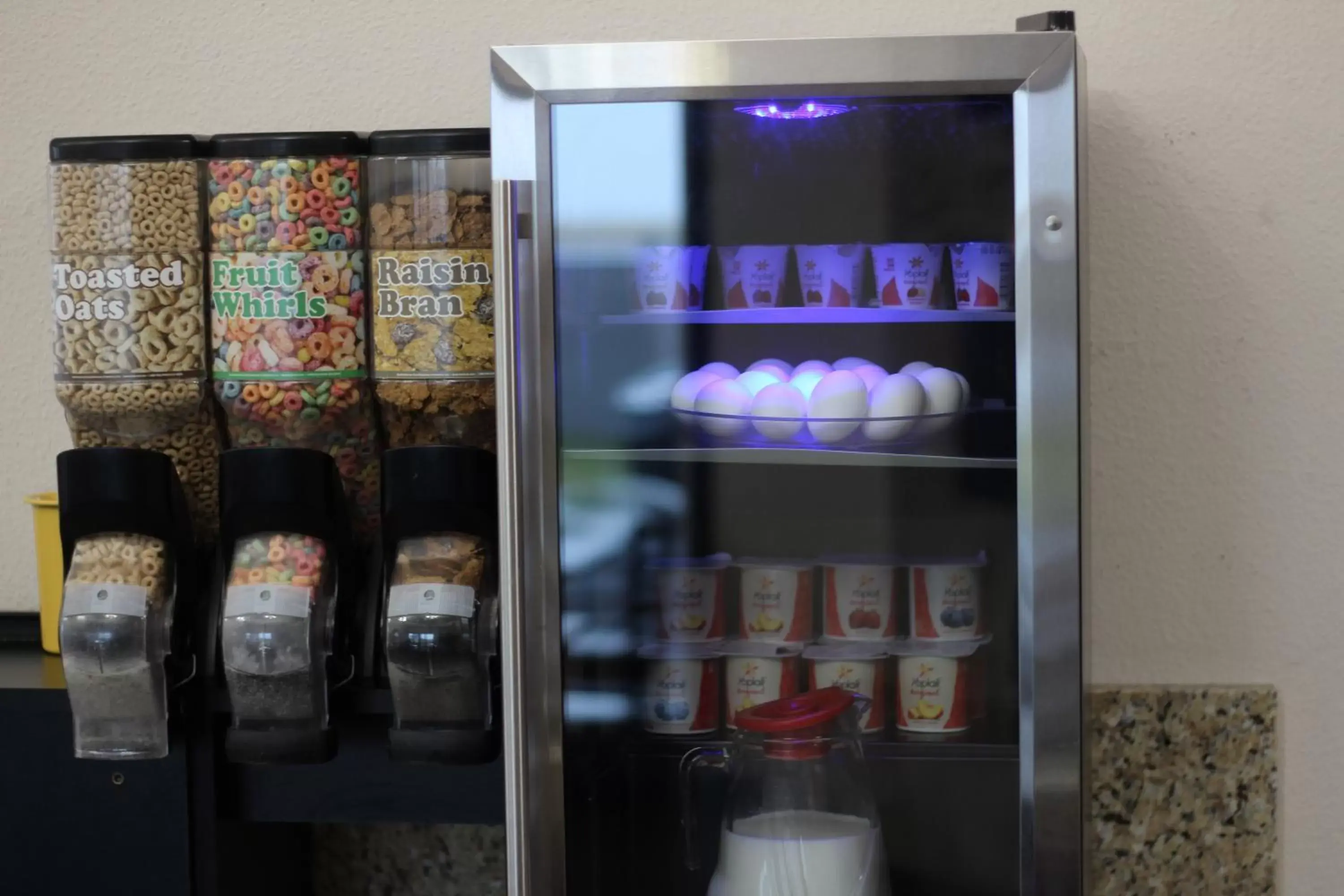 Continental breakfast in Days Inn by Wyndham Ritzville