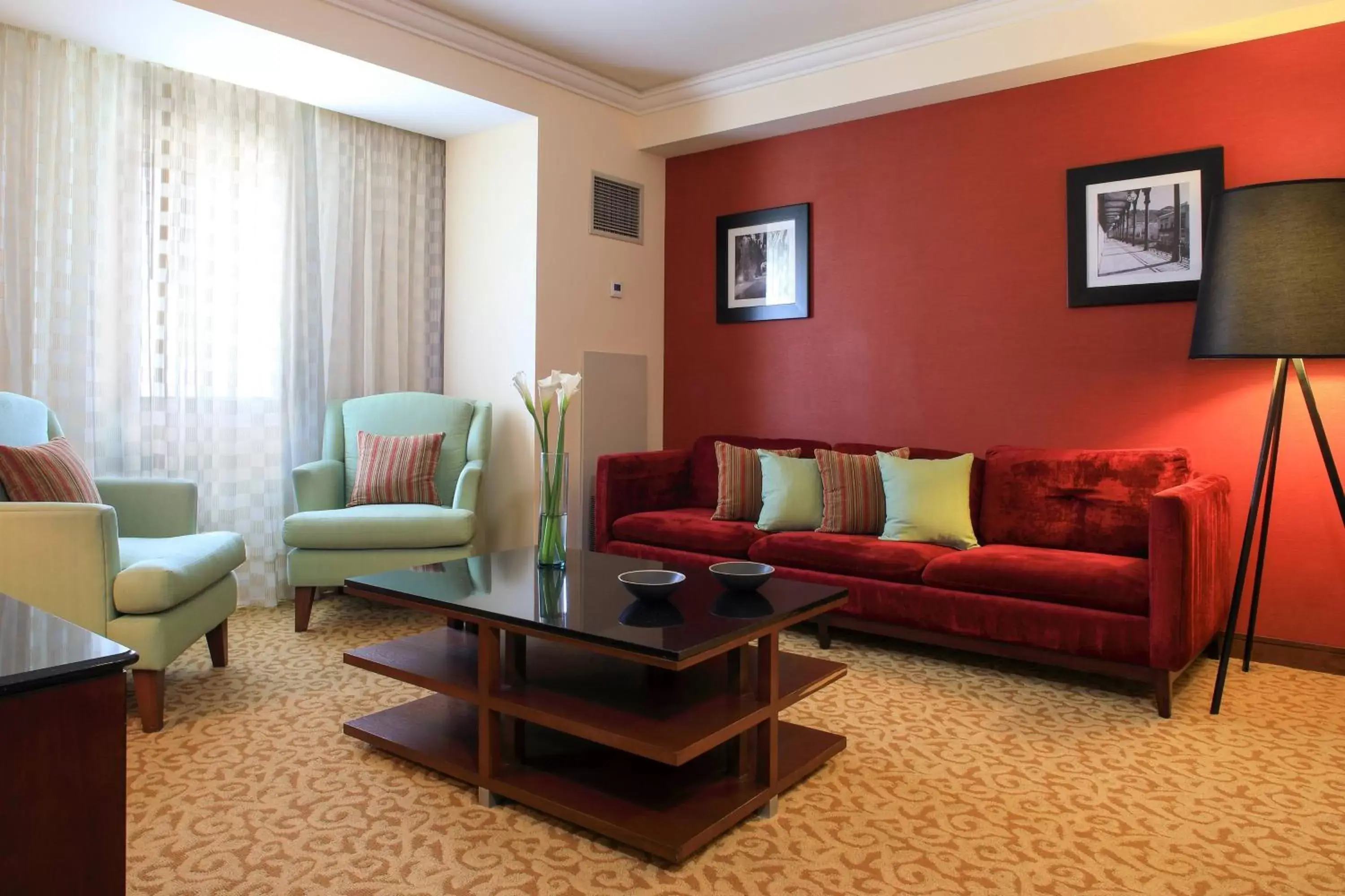 Living room, Seating Area in Aguascalientes Marriott Hotel