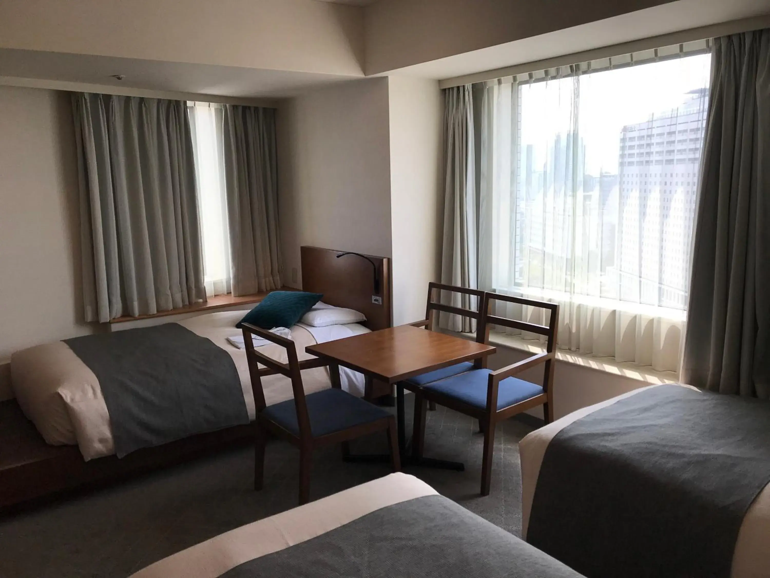 Photo of the whole room, Seating Area in Tokyo Bay Ariake Washington Hotel