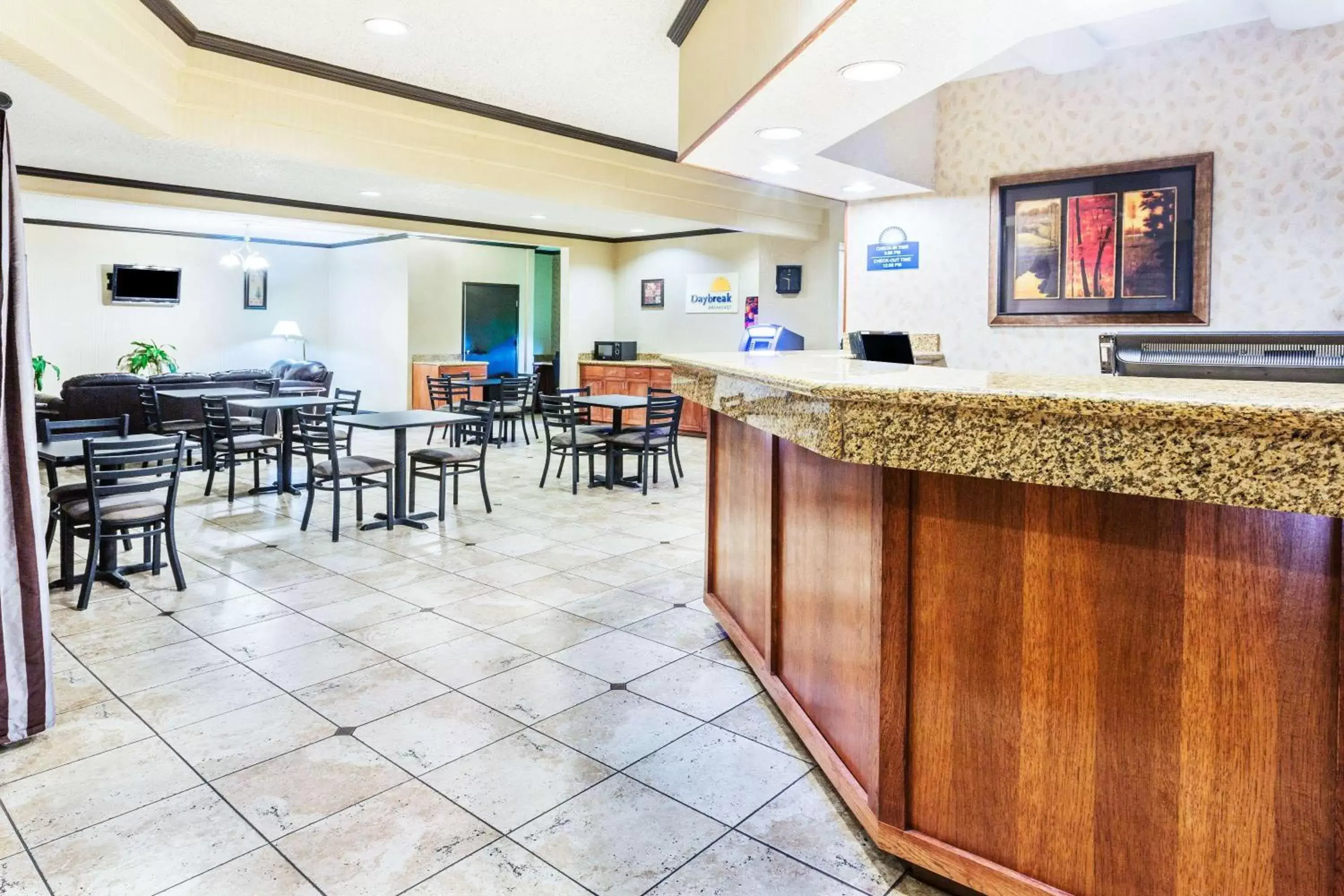 Lobby or reception in Days Inn & Suites by Wyndham Vancouver